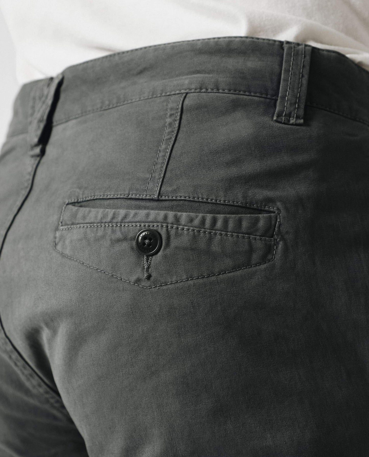 PANTALÓN CHINO BÁSICO