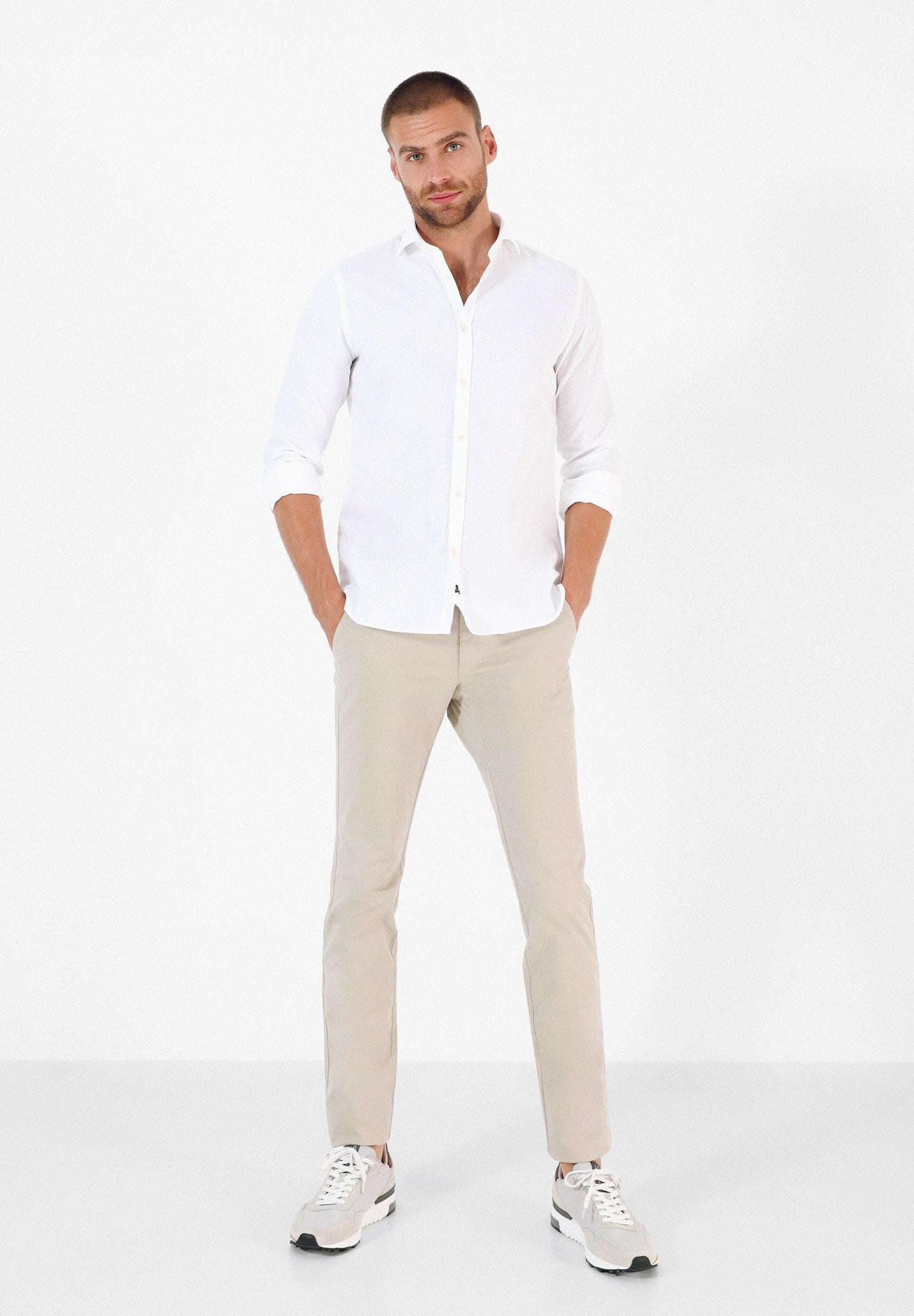 PANTALÓN CHINO CASUAL - Scalpers