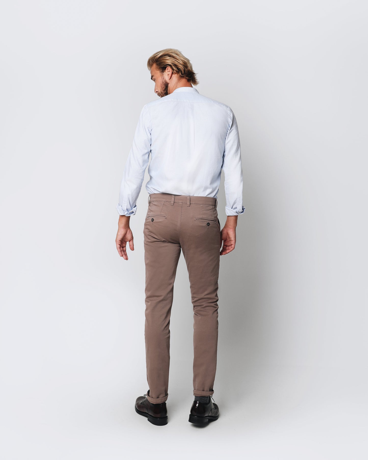 PANTALÓN PINZAS