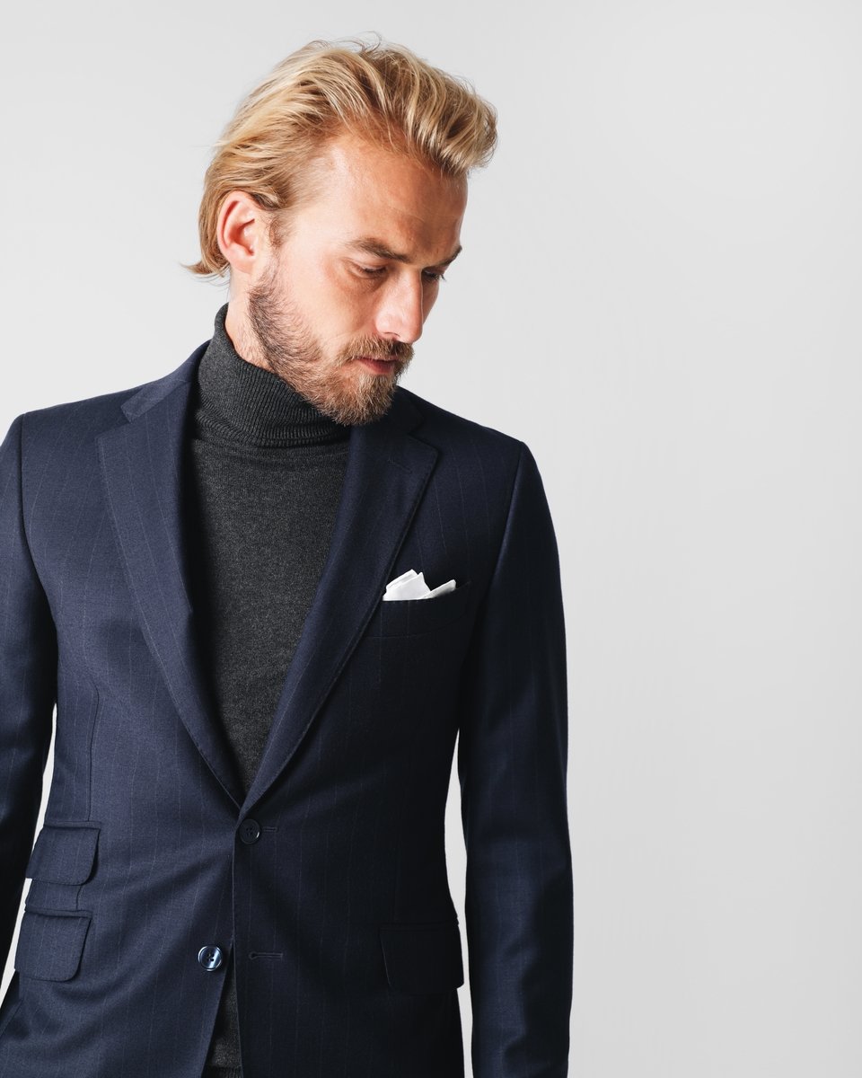 TRAJE SLIM FIT