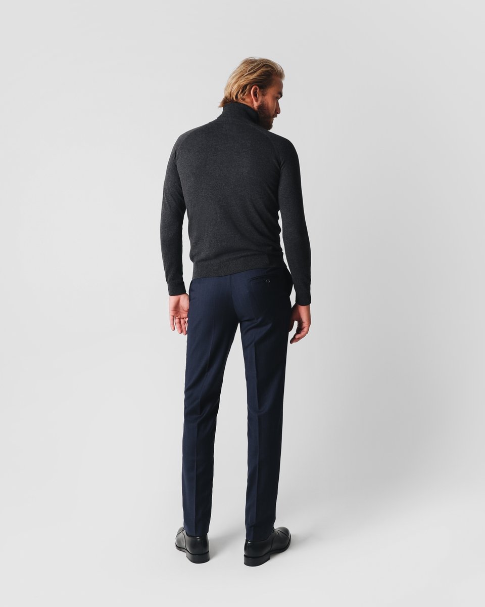 TRAJE SLIM FIT