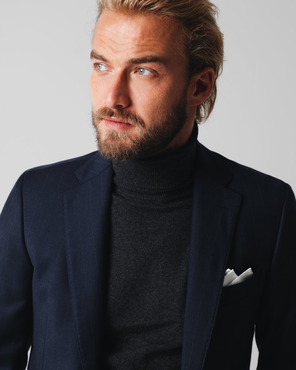 TRAJE SLIM FIT