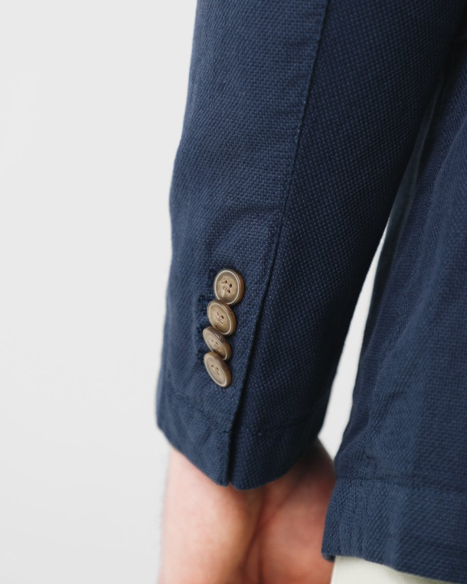 BEACH BLAZER