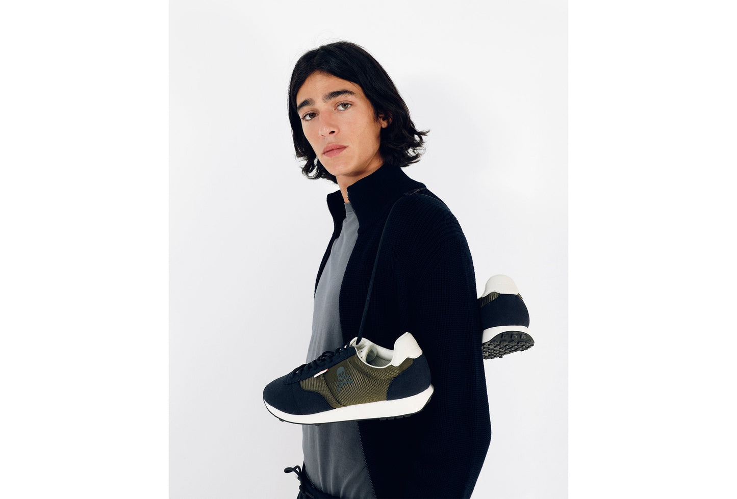 SNEAKERS BÁSICAS CALAVERA - Scalpers