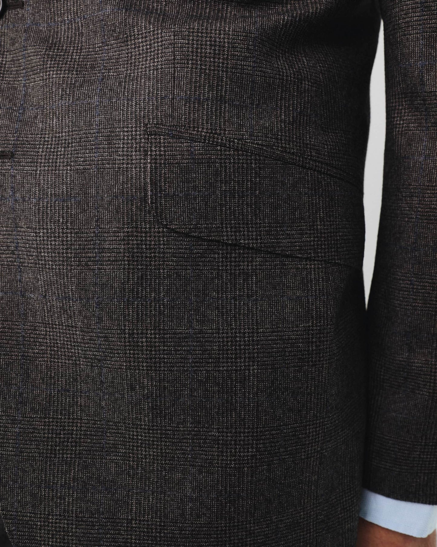 TRAJE CUADROS