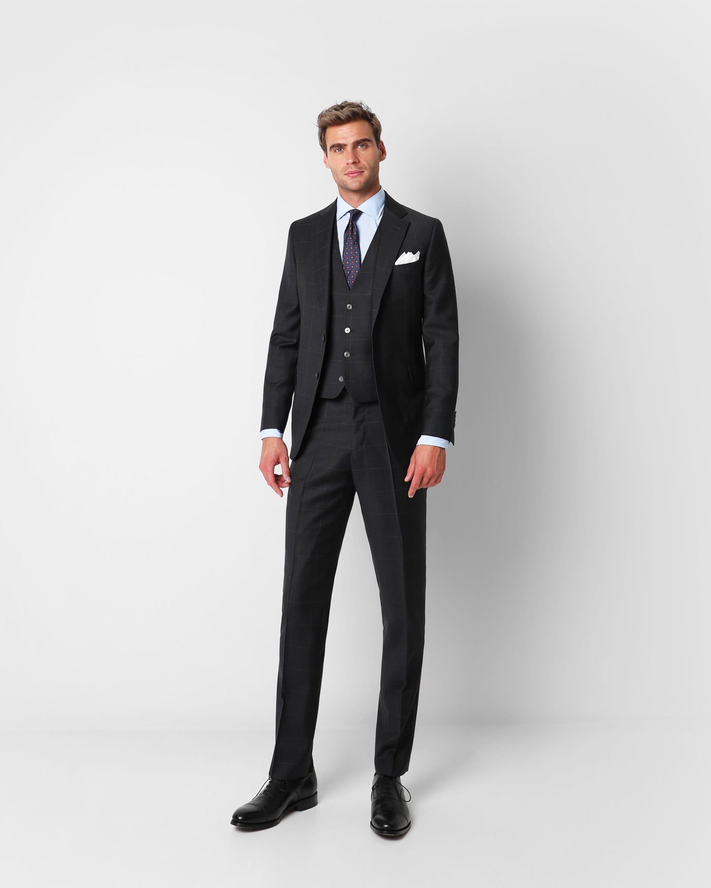 TRAJE TRES PIEZAS