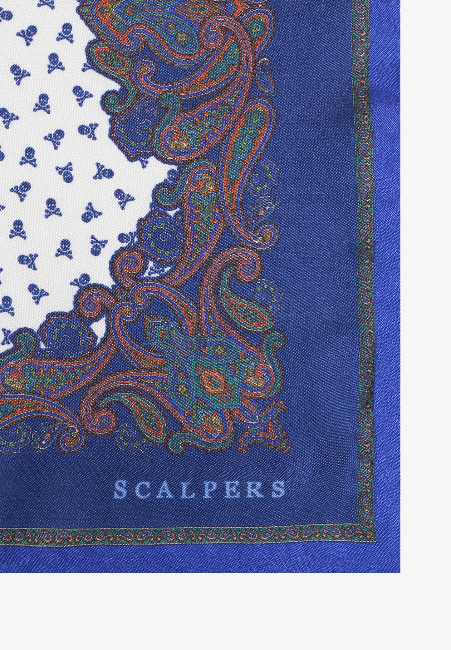 PAÑUELO ESTAMPADO CON LOGOS