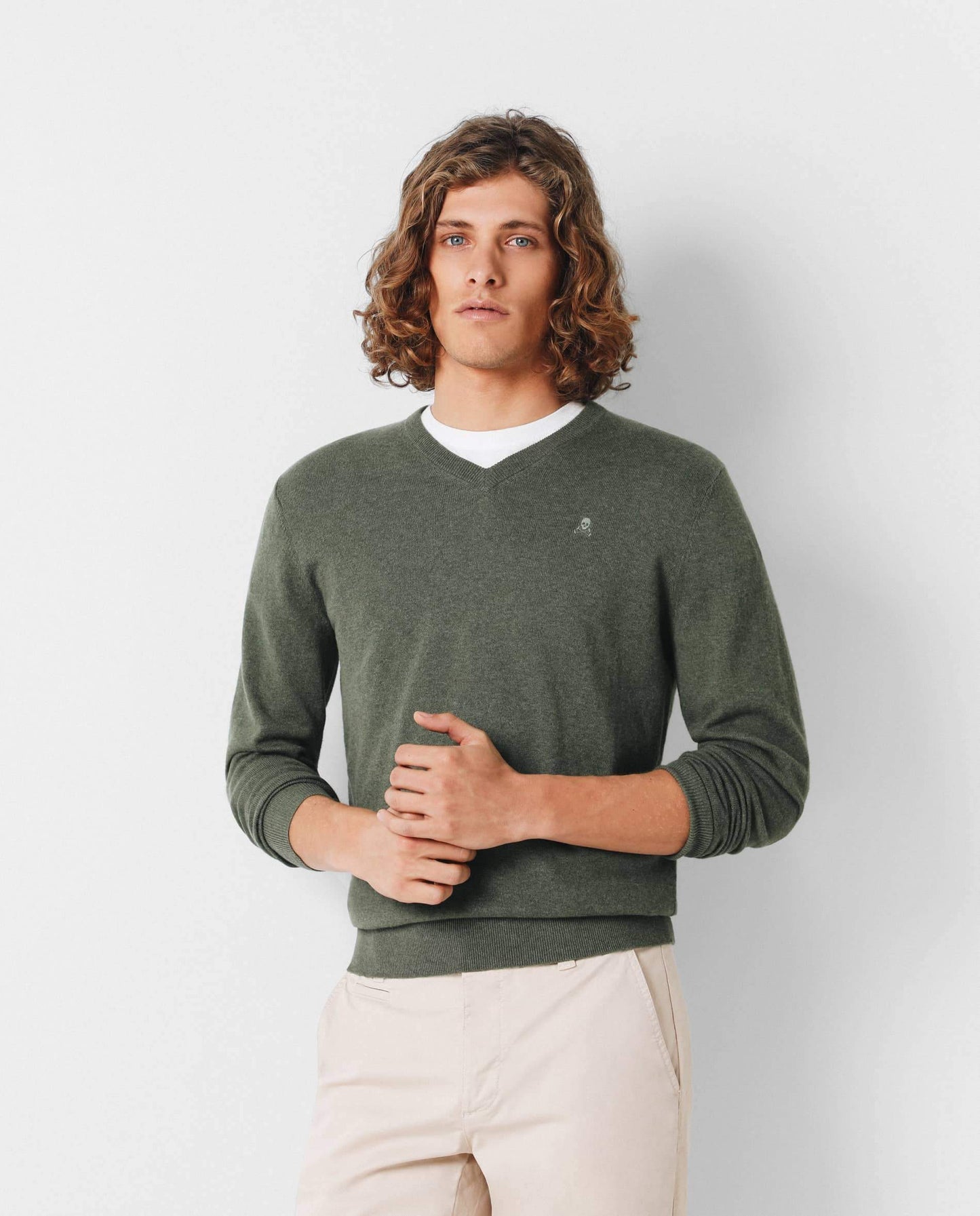 JERSEY BÁSICO CUELLO PICO