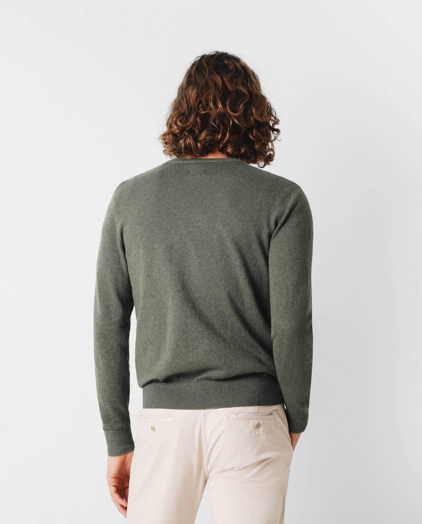 JERSEY BÁSICO CUELLO PICO