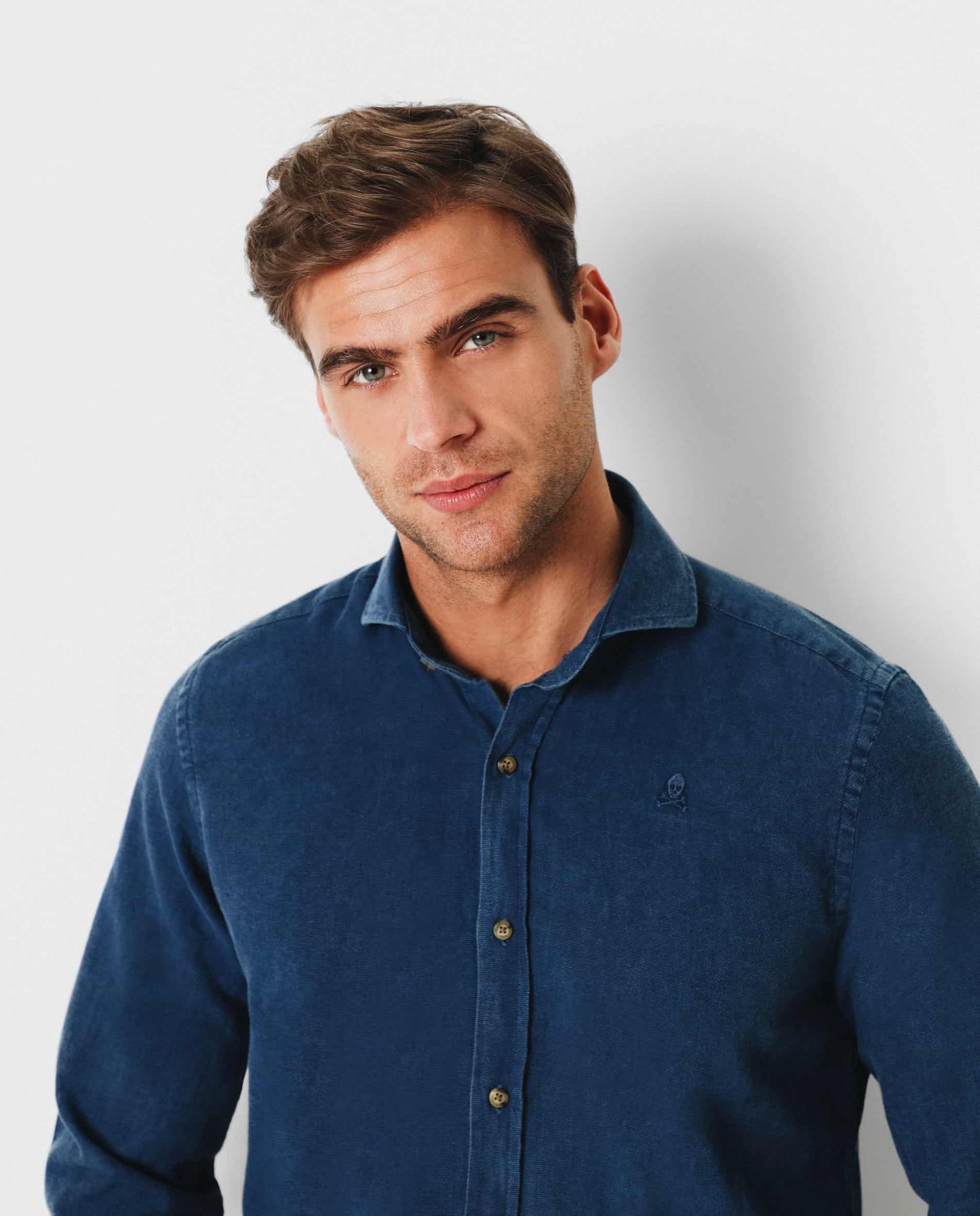 CAMISA LOGO CALAVERA BORDADA