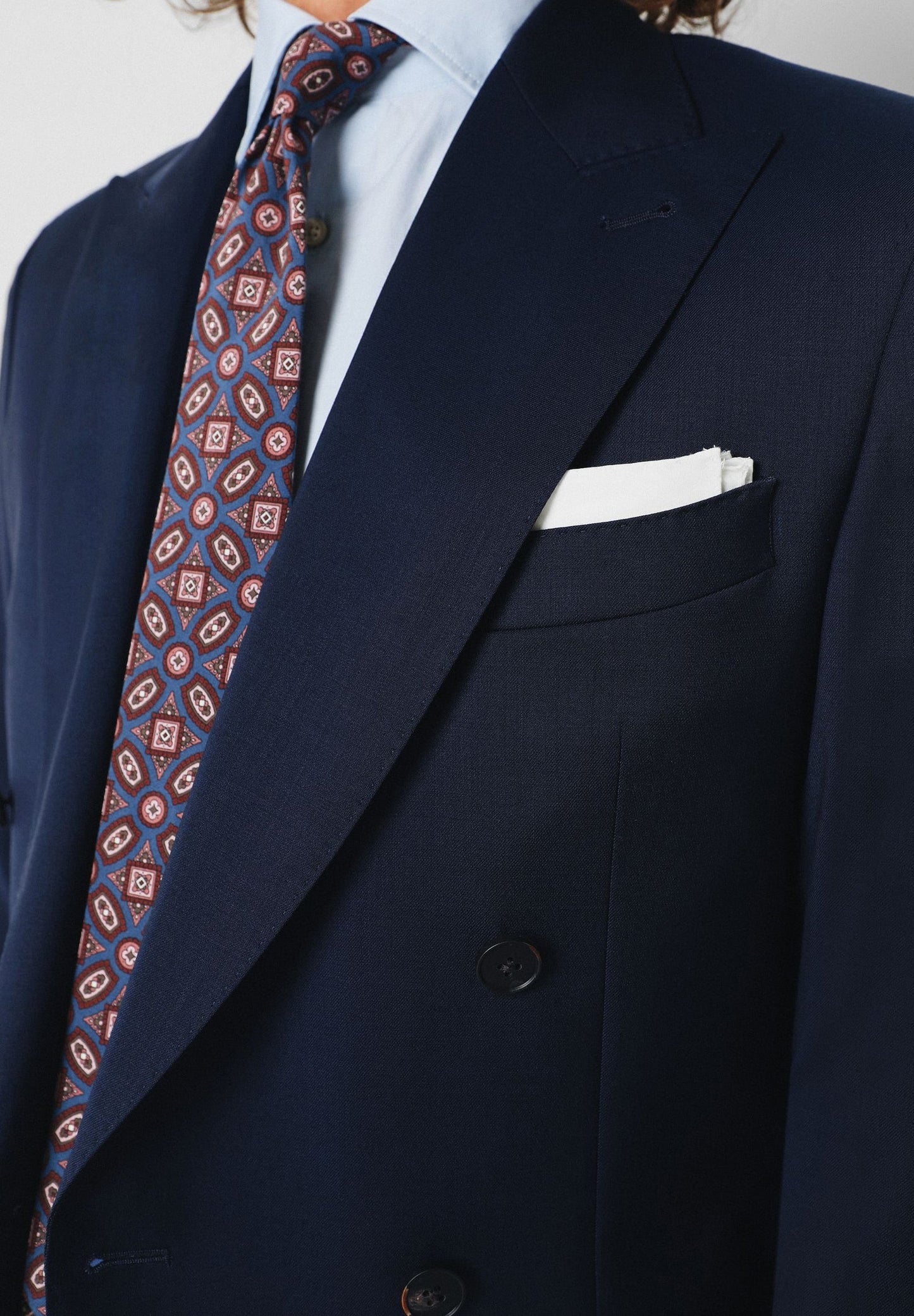 TRAJE ICON CRUZADO