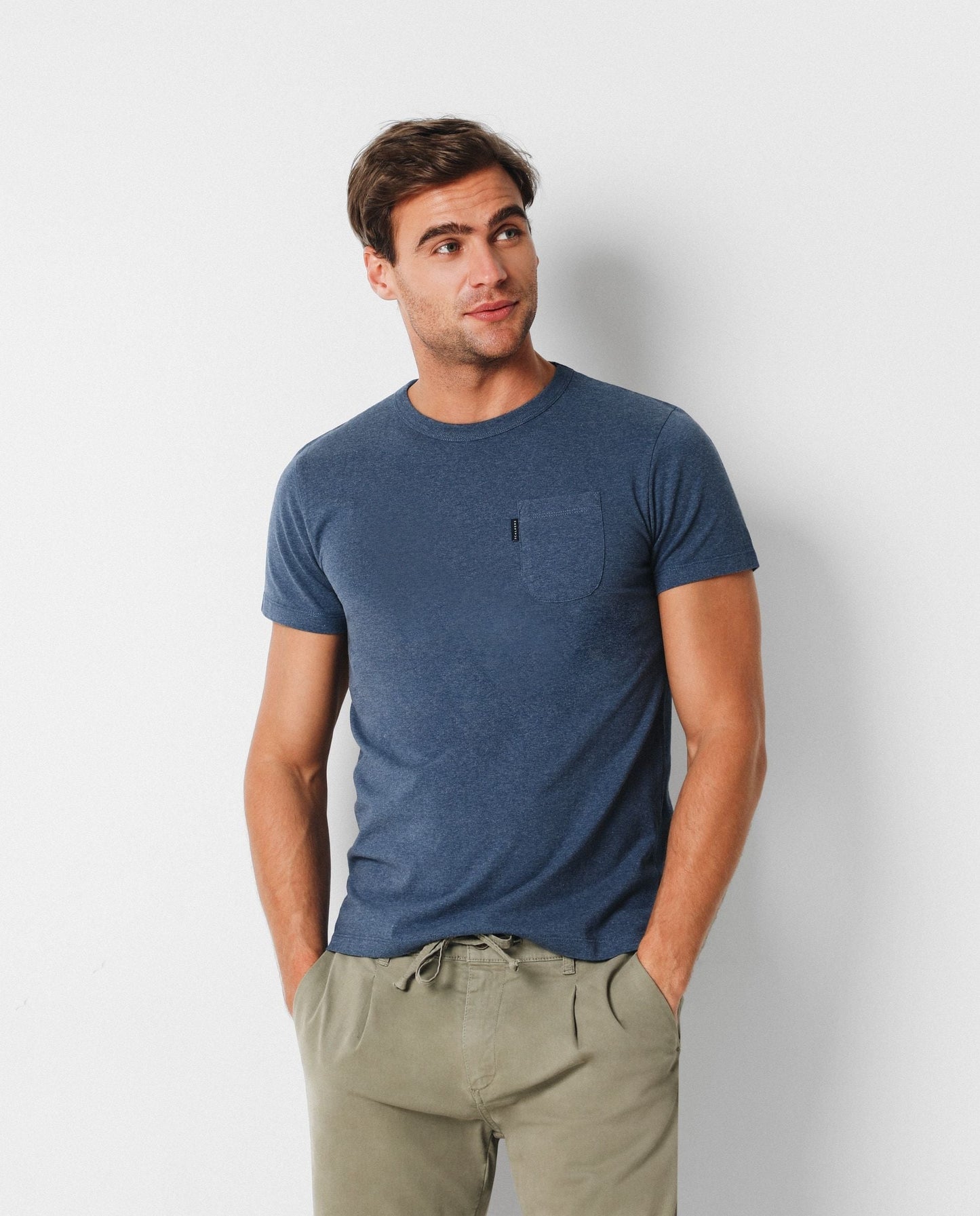 CAMISETA BÁSICA BOLSILLO