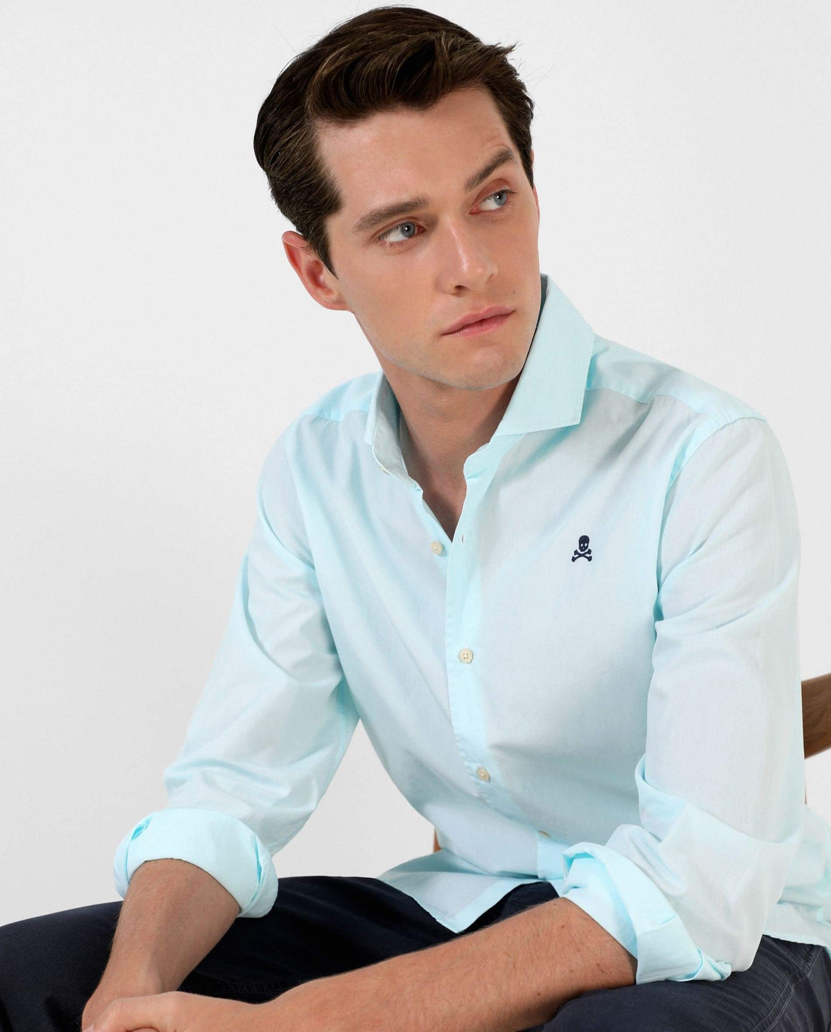 CAMISA CALAVERA CONTRASTE