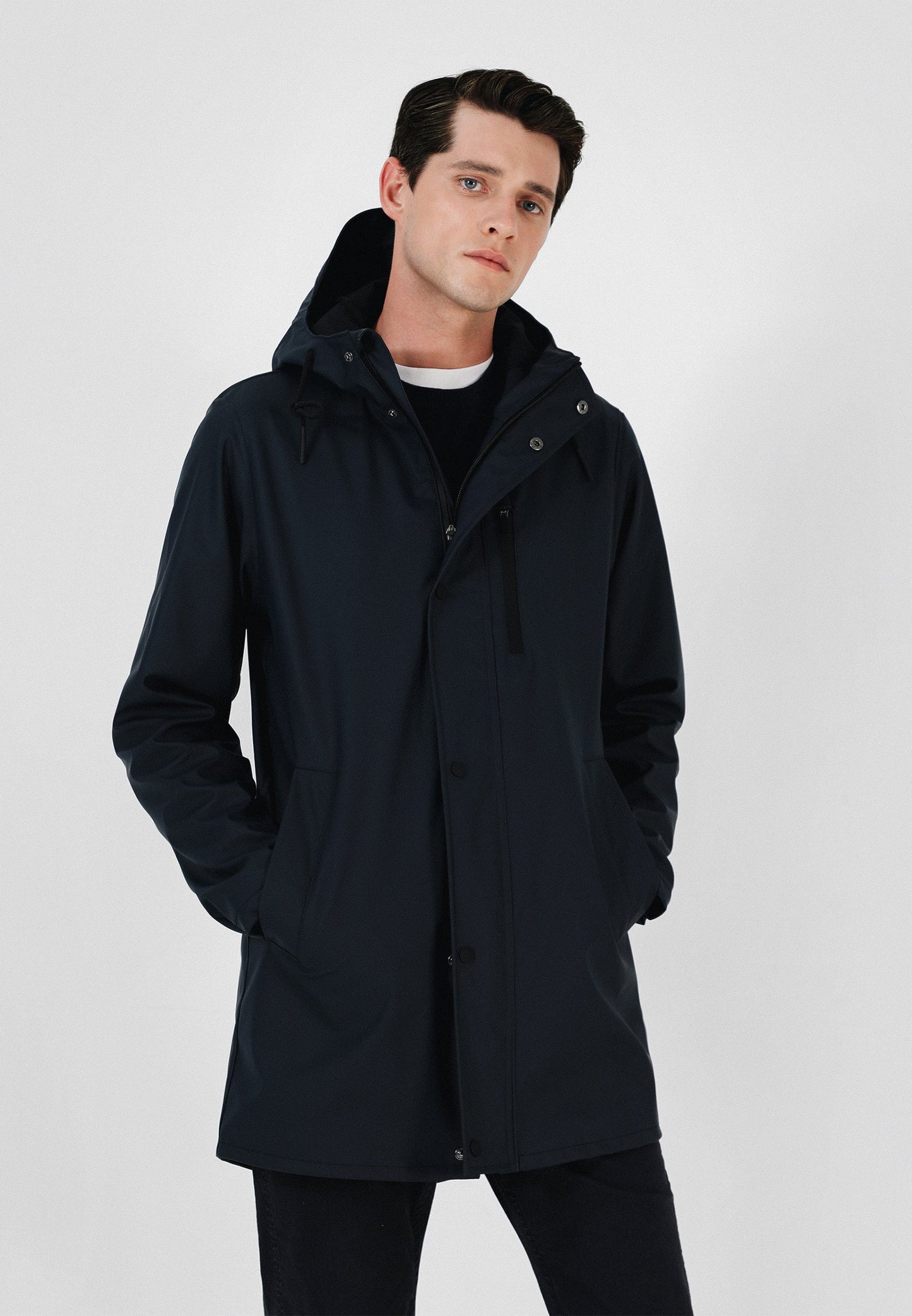 CHAQUETÓN IMPERMEABLE