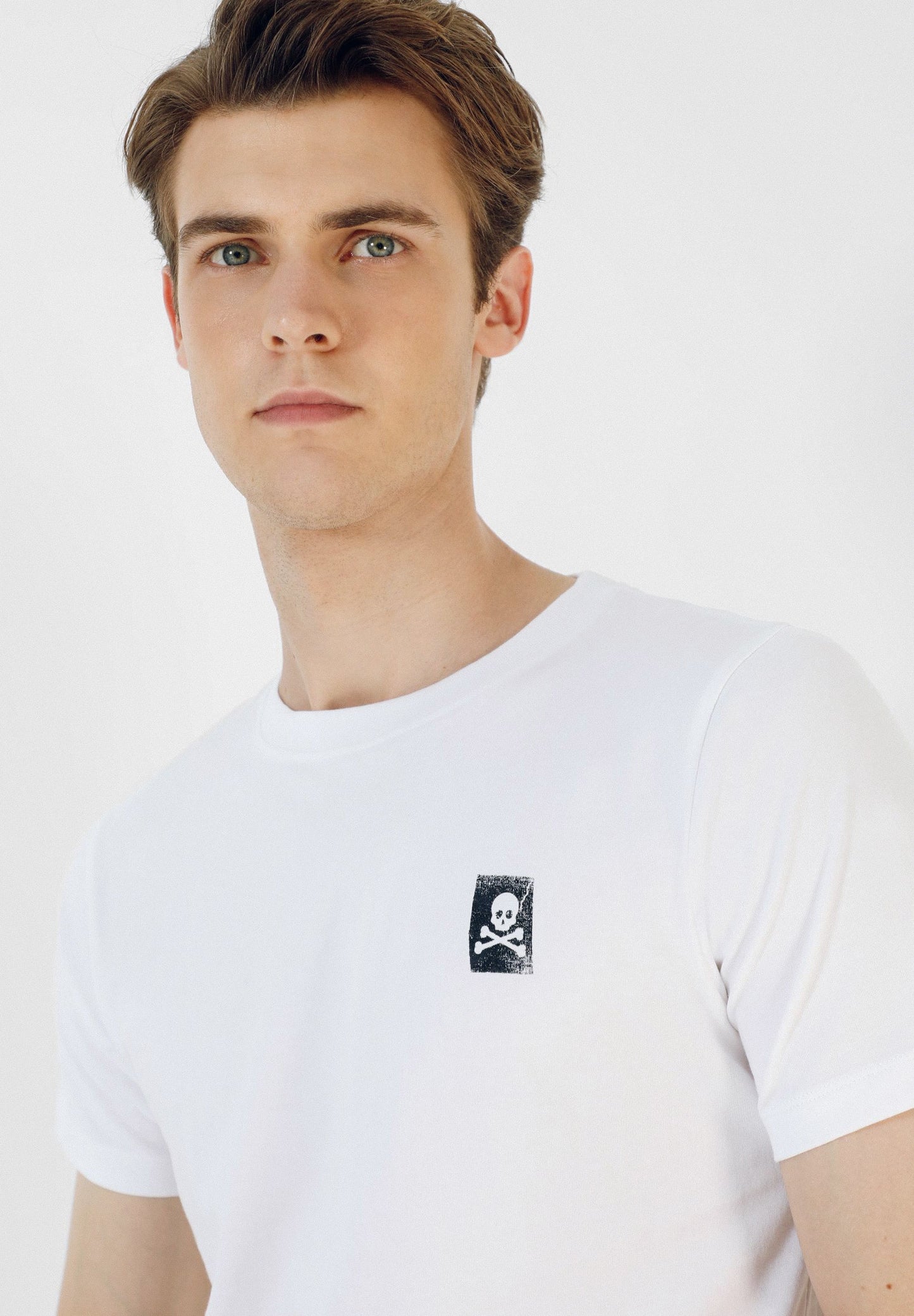 CAMISETA PRINT TEXTO TRASERO