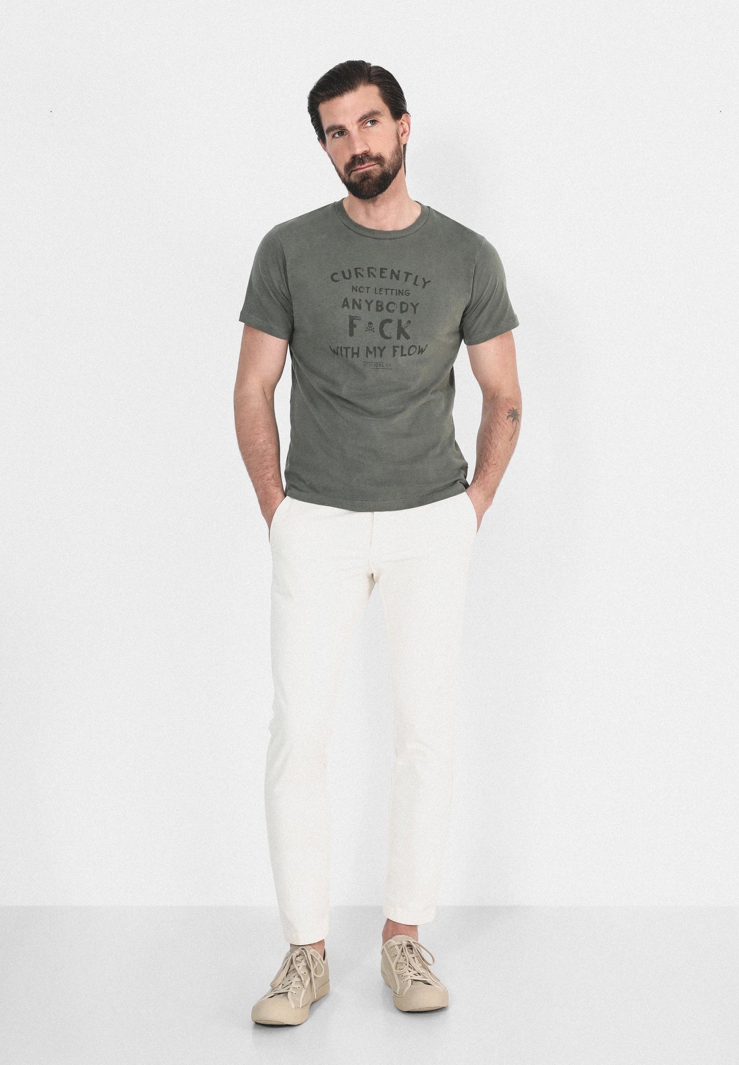 CAMISETA LAVADA TEXTO