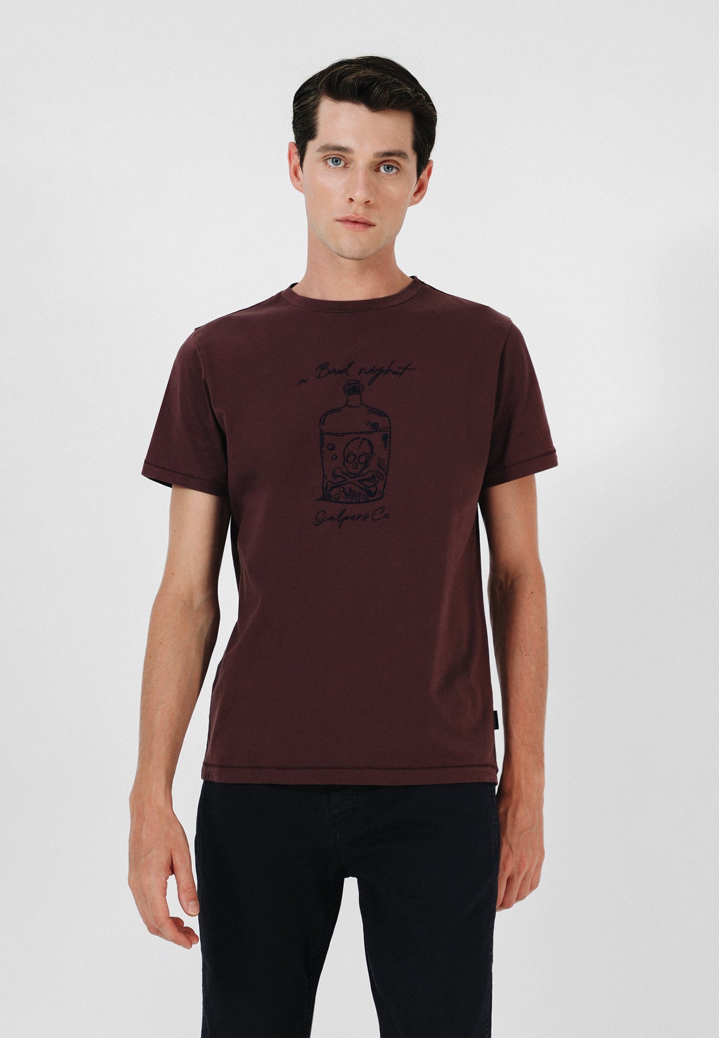 CAMISETA CALAVERA BORDADA DELANTERO
