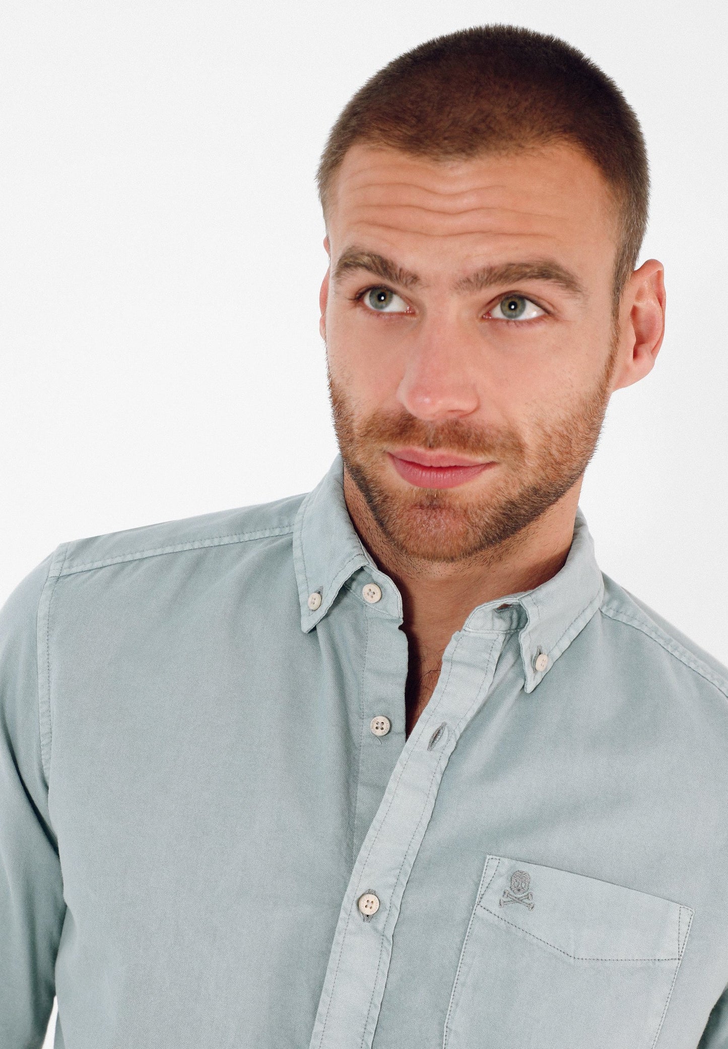 CAMISA CUELLO BOTONES