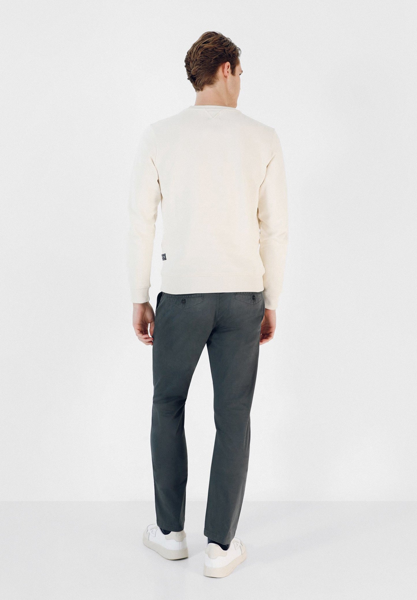 PANTALÓN CHINO CASUAL