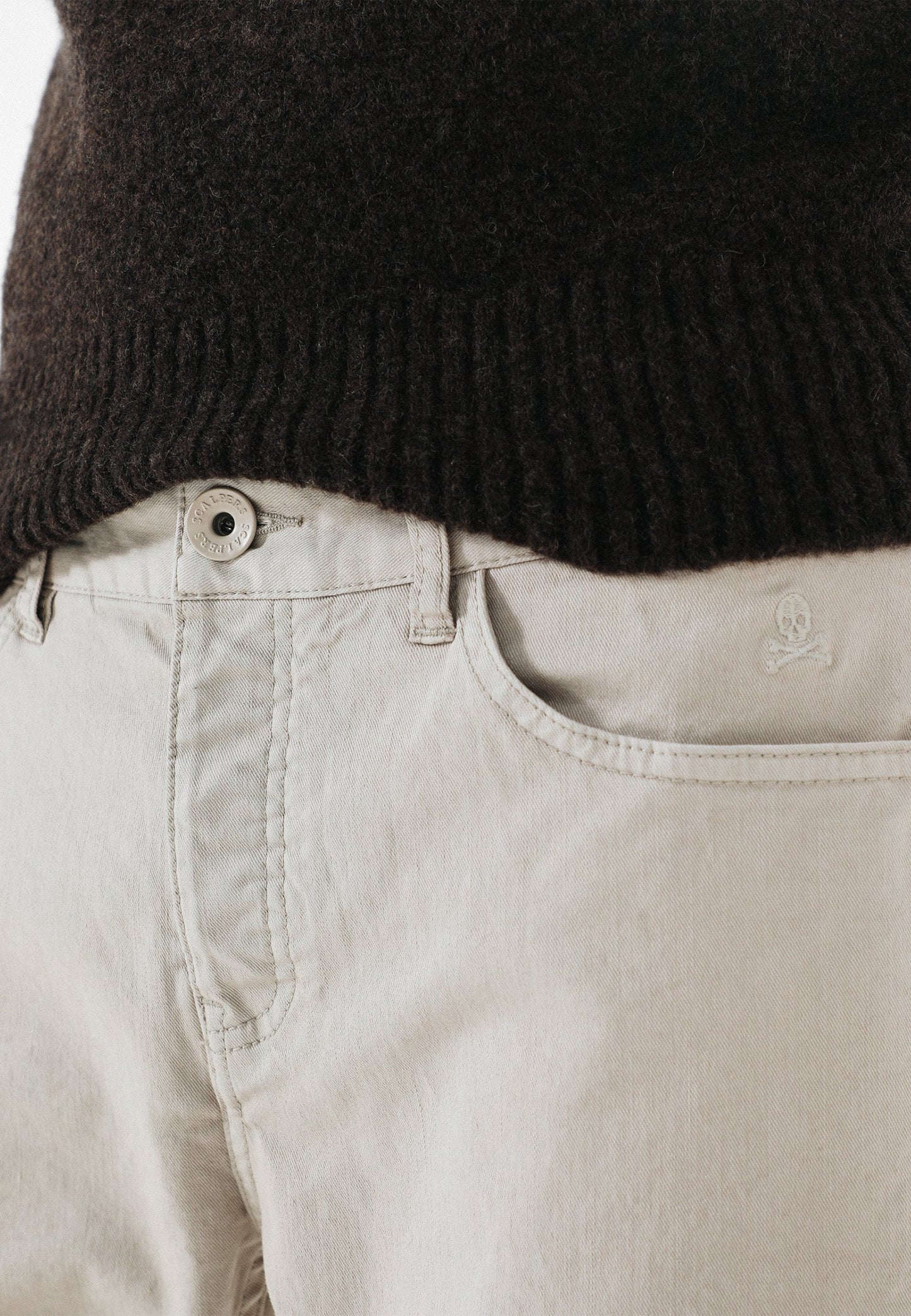 PANTALÓN CINCO BOLSILLOS