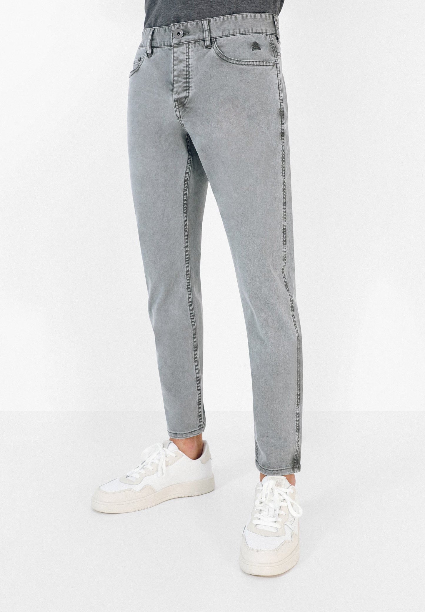PANTALÓN CINCO BOLSILLOS