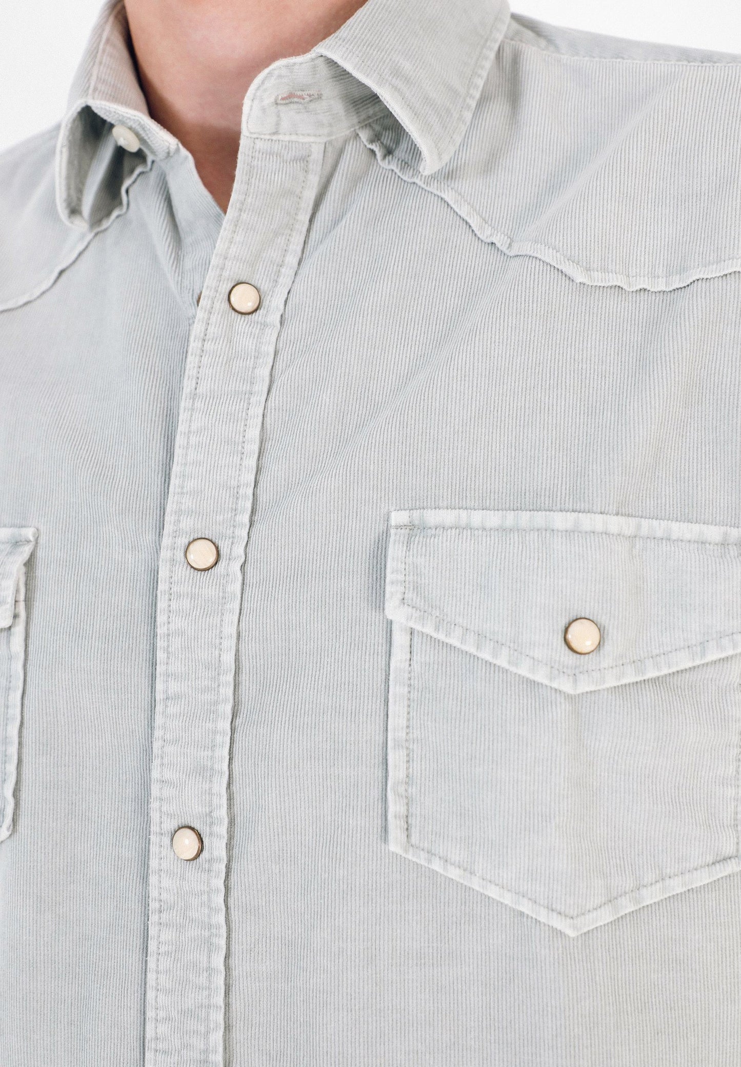 CAMISA DETALLE COSTURAS