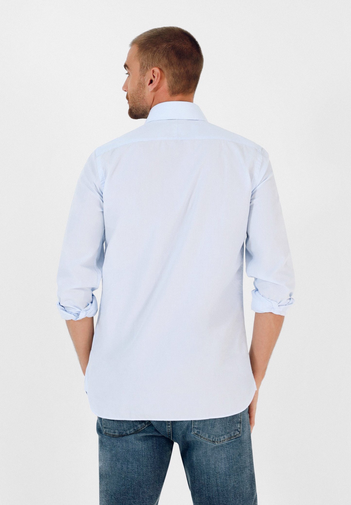 CAMISA CLÁSICA CALAVERA BAJO