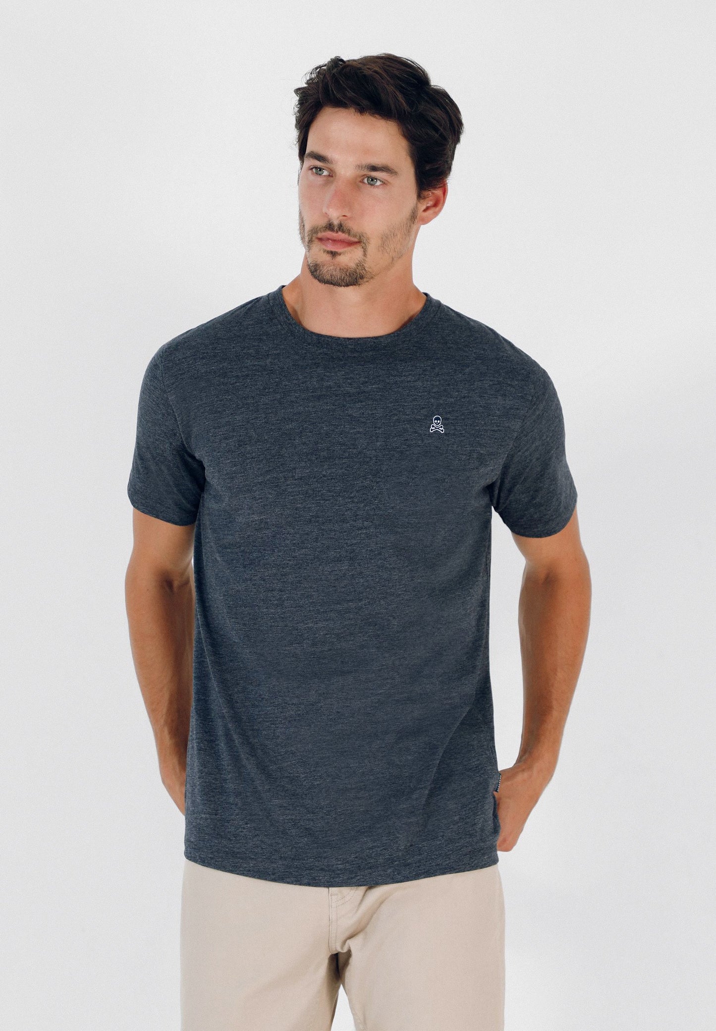 CAMISETA CALAVERA GOMA