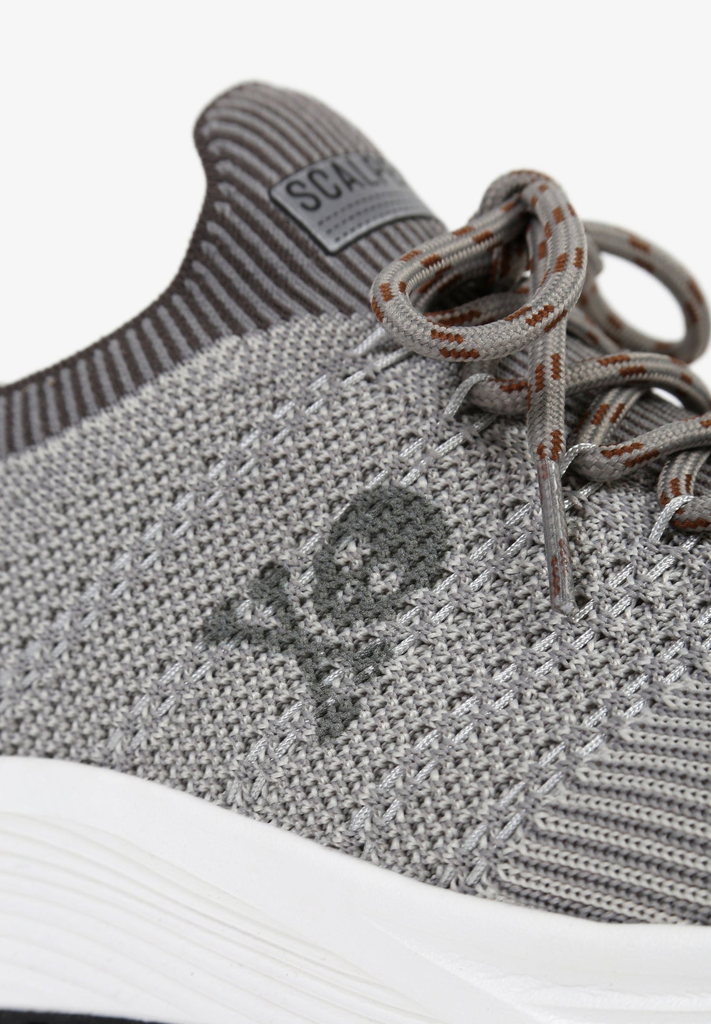 SNEAKERS LIGERAS COMFORT