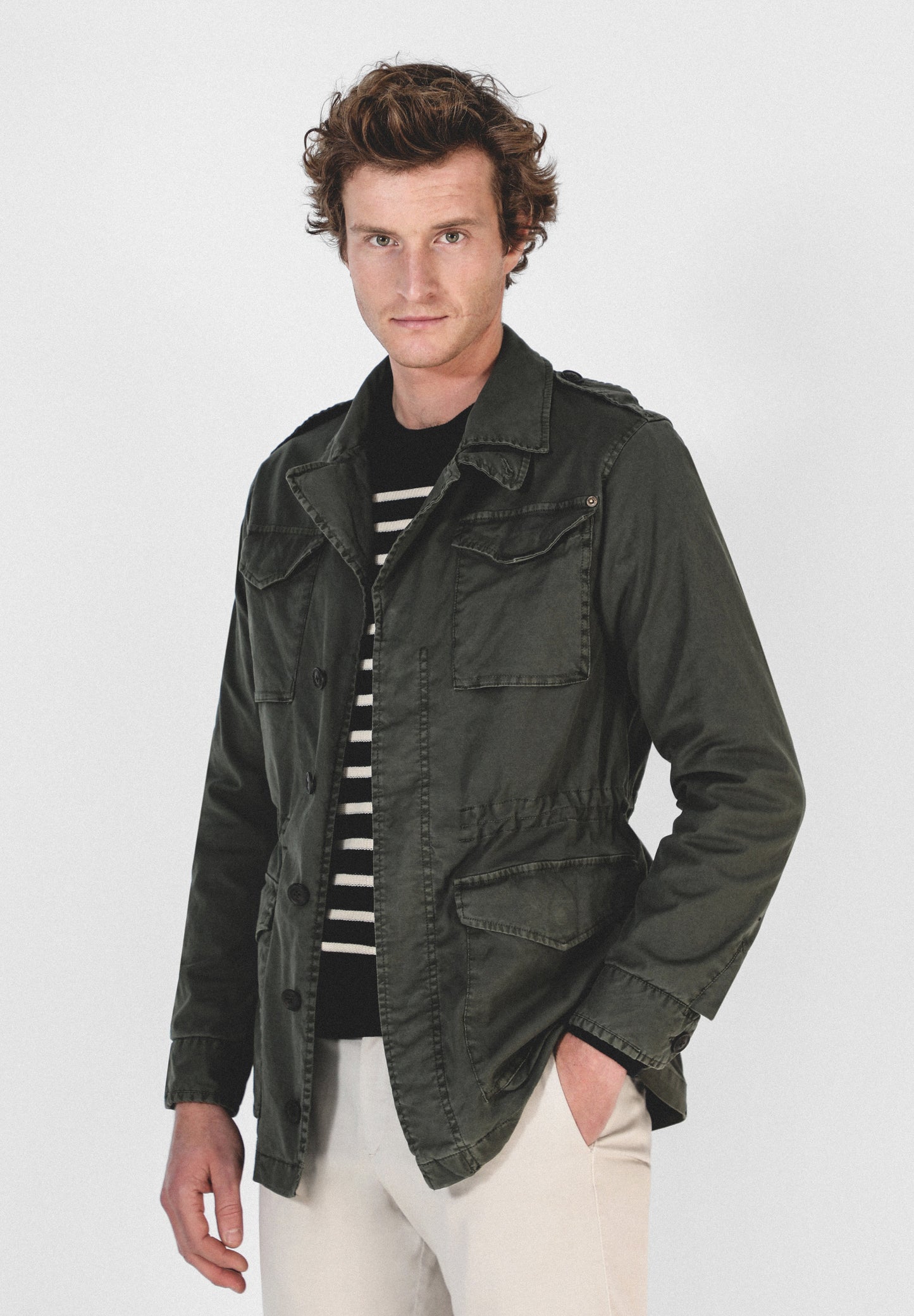 CHAQUETA MILITAR BOLSILLOS