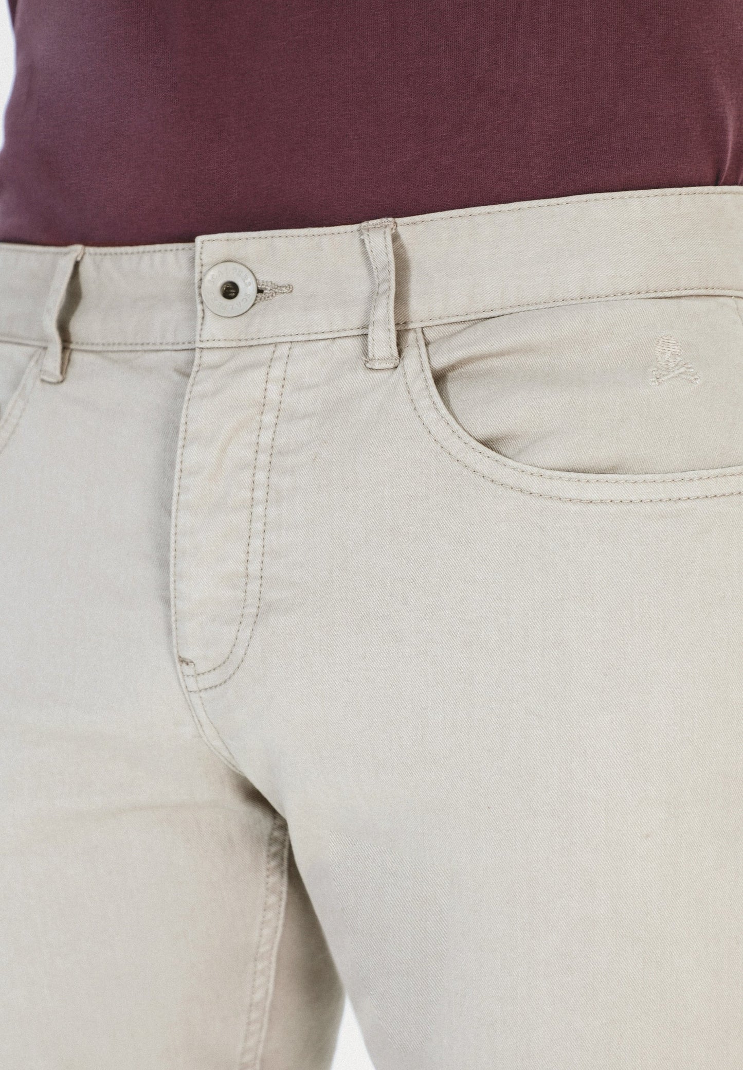 PANTALÓN CINCO BOLSILLOS