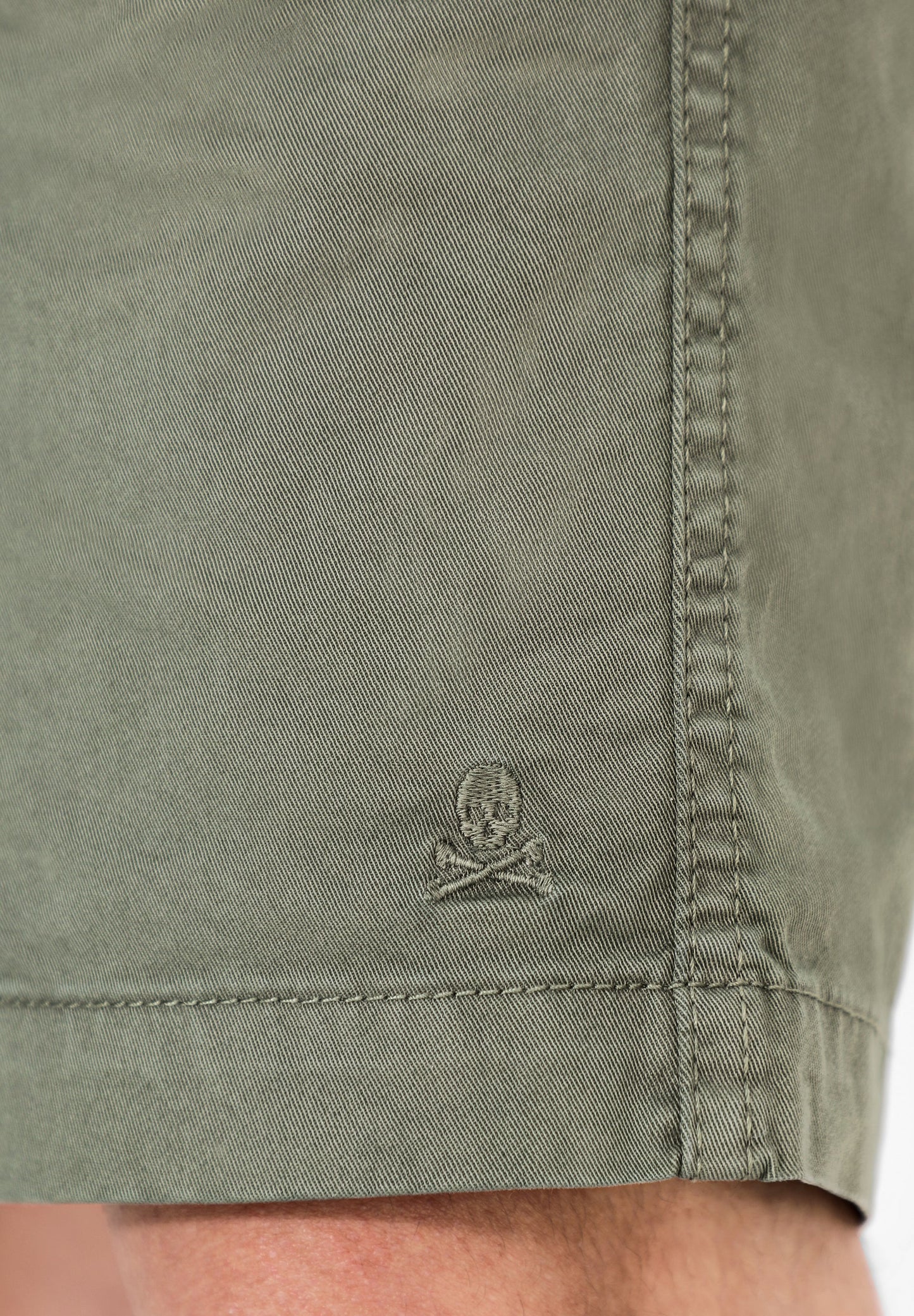 BERMUDAS BÁSICAS CINTURILLA ELÁSTICA