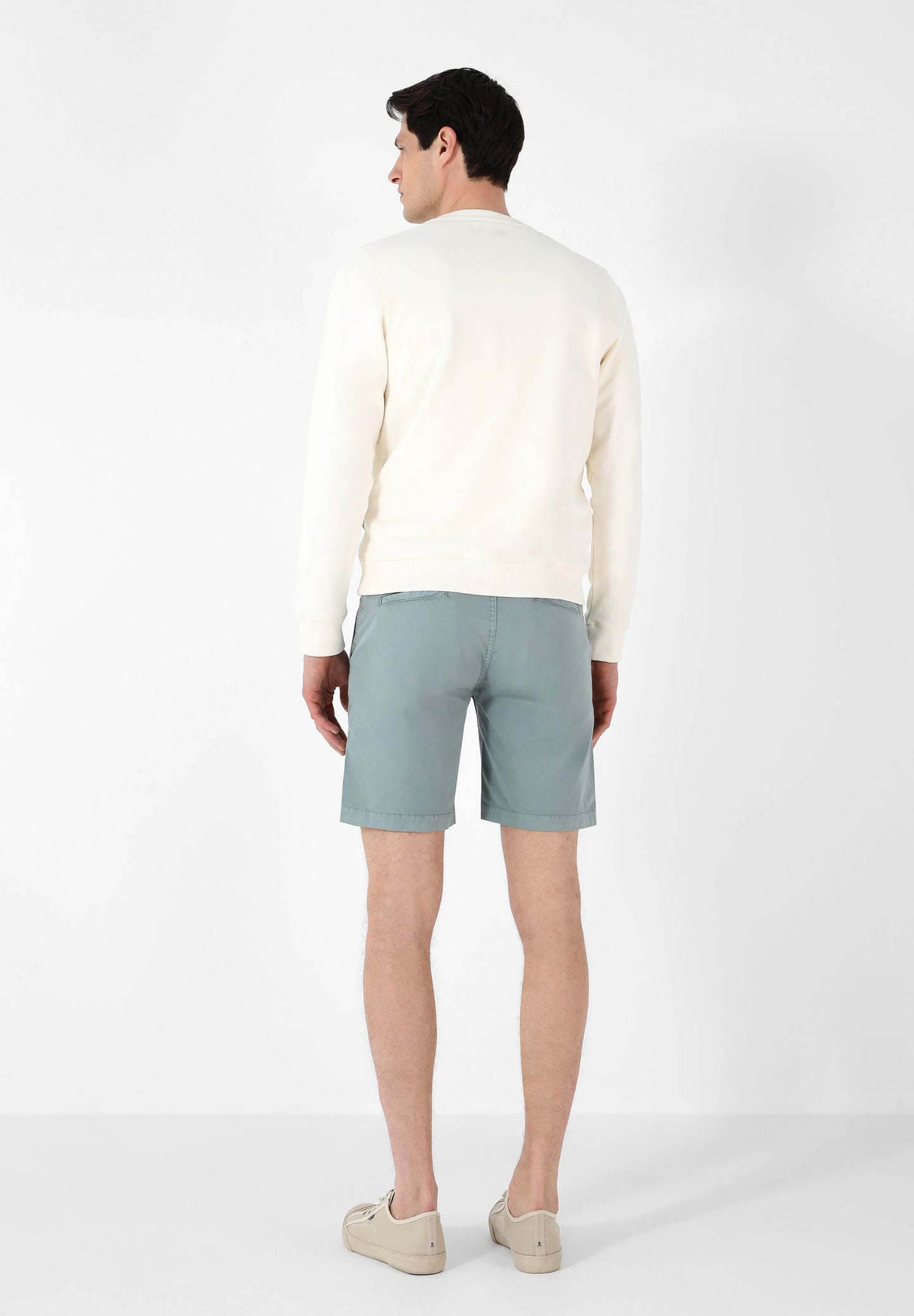 BERMUDAS BÁSICAS