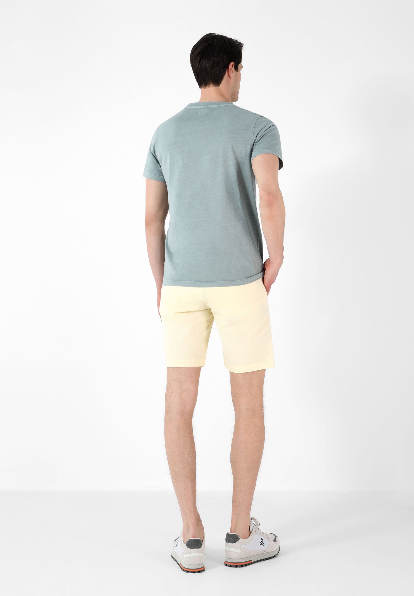 BERMUDAS BÁSICAS