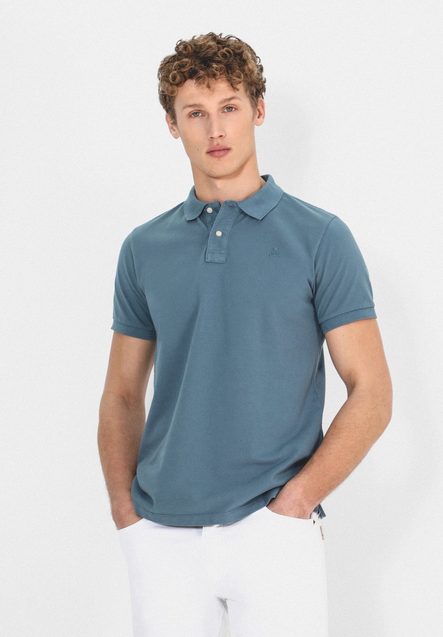 POLO BÁSICO CALAVERA