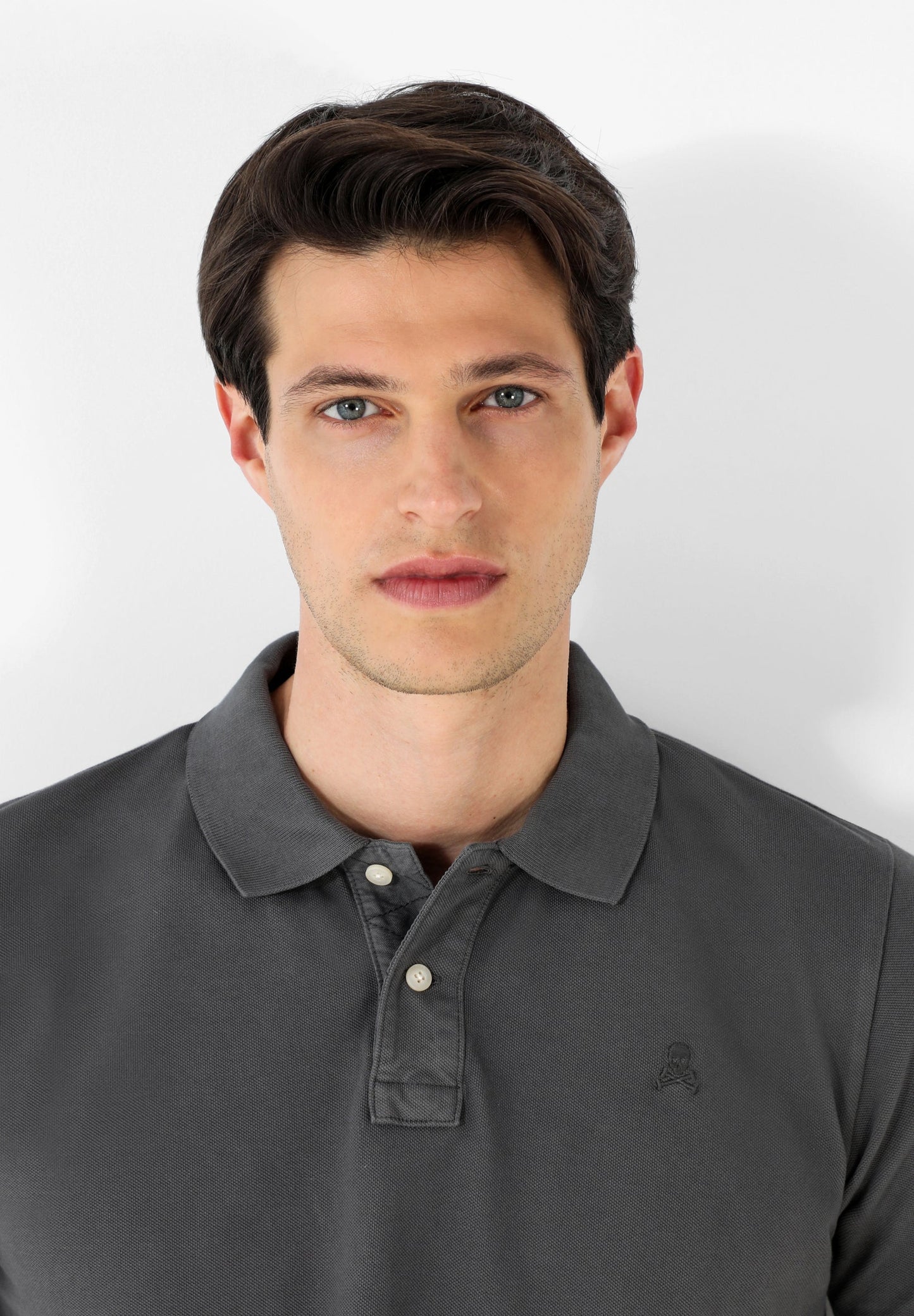 POLO BÁSICO CALAVERA