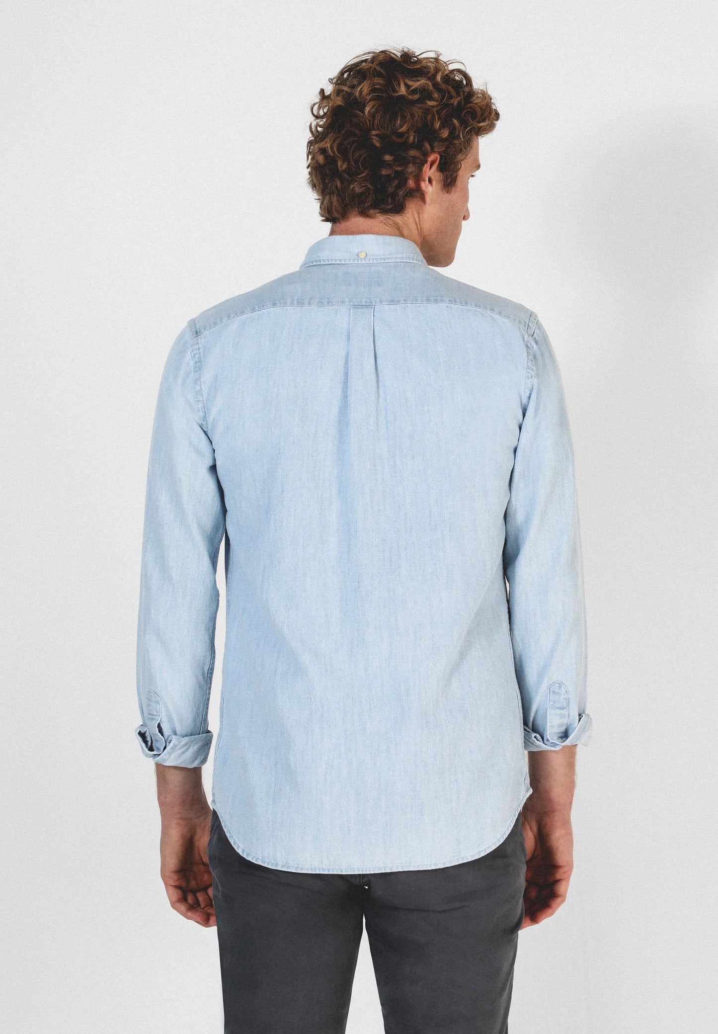 CAMISA DENIM CUELLO BOTONES