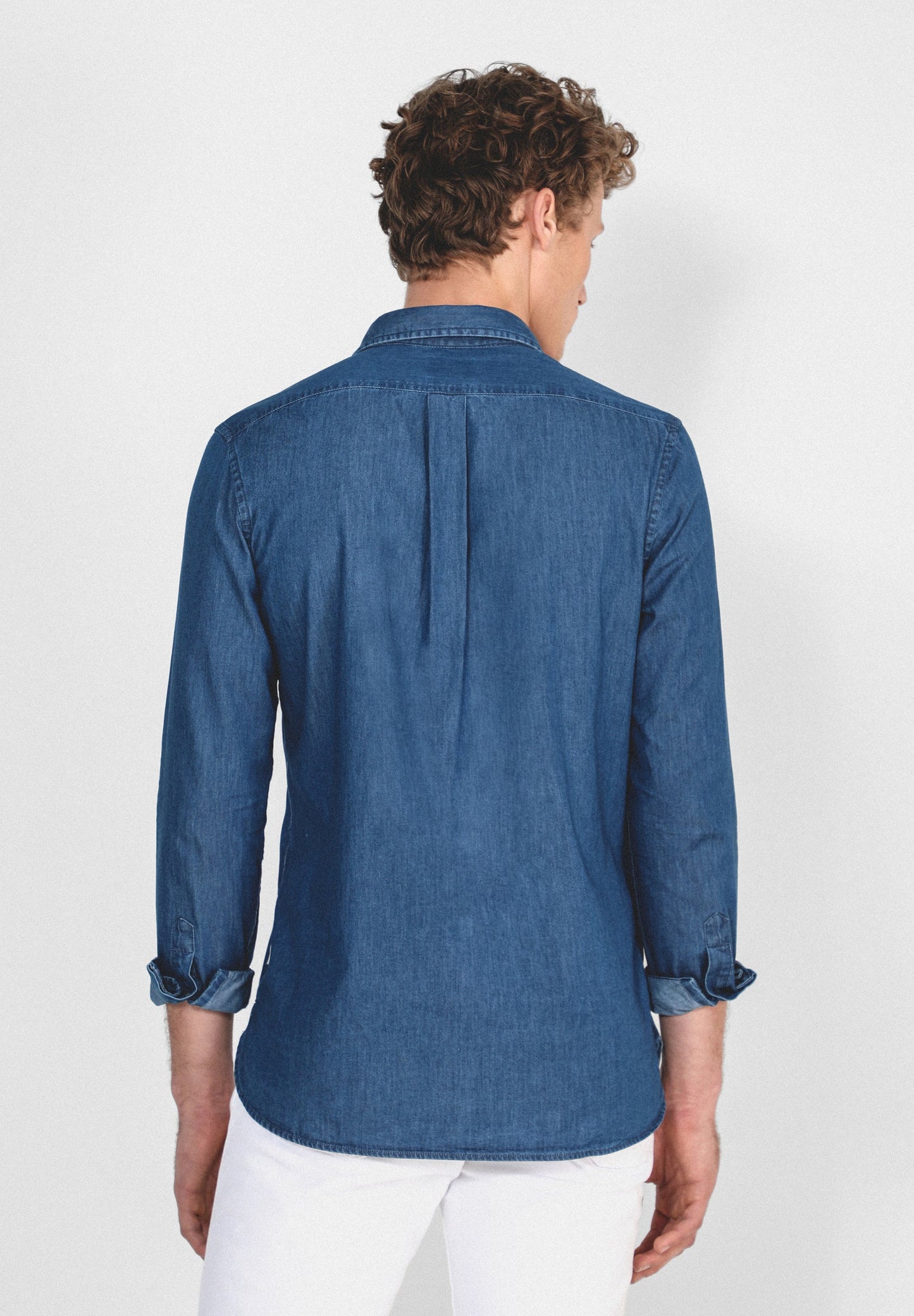CAMISA DENIM CUELLO REDONDEADO