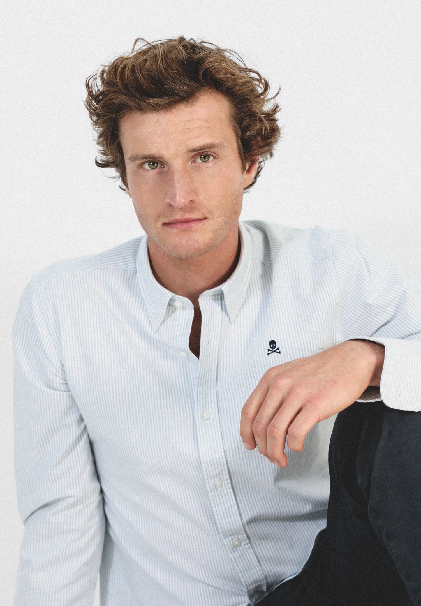 CAMISA OXFORD CUELLO BOTONES