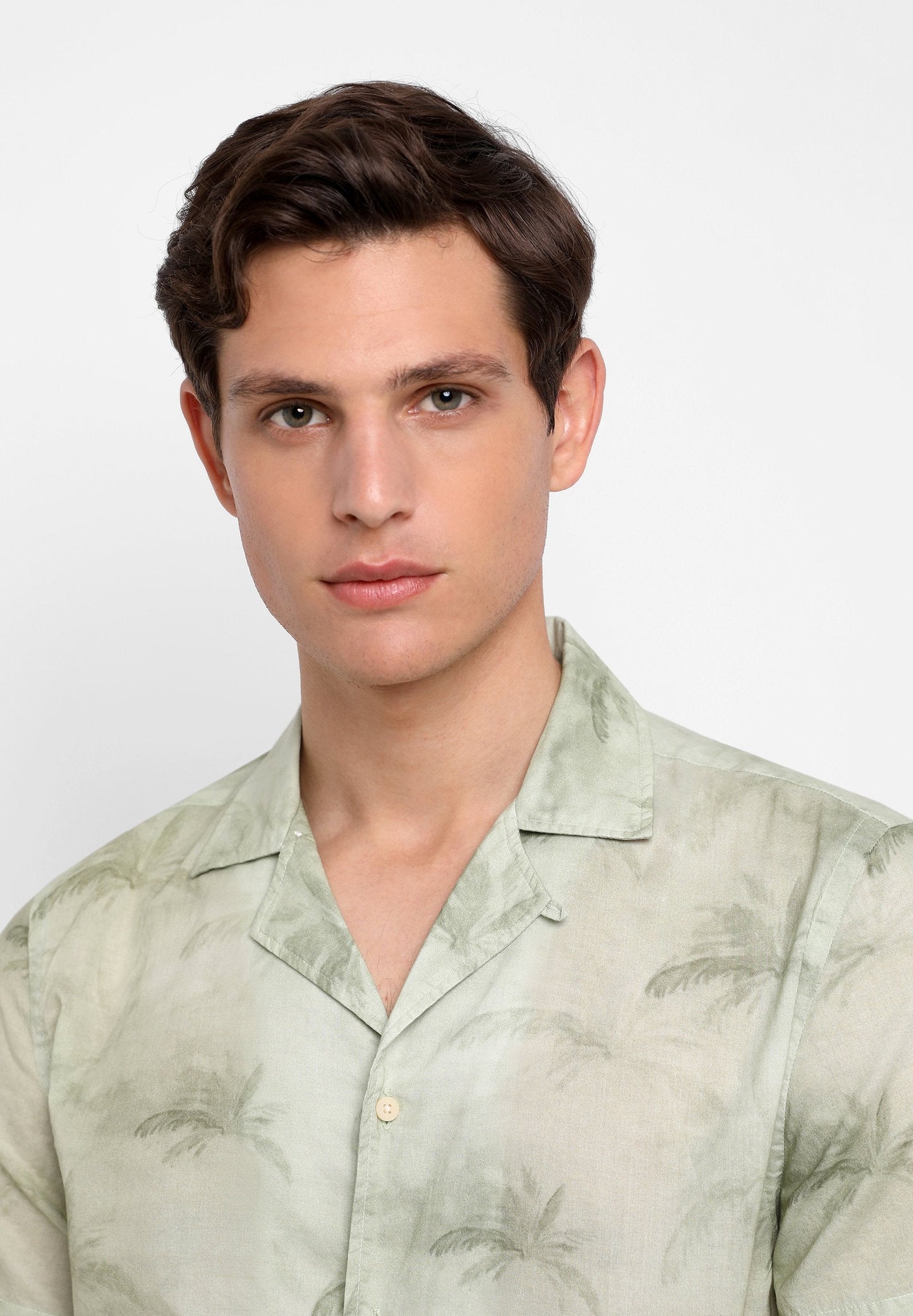 CAMISA ESTAMPADA MANGA CORTA