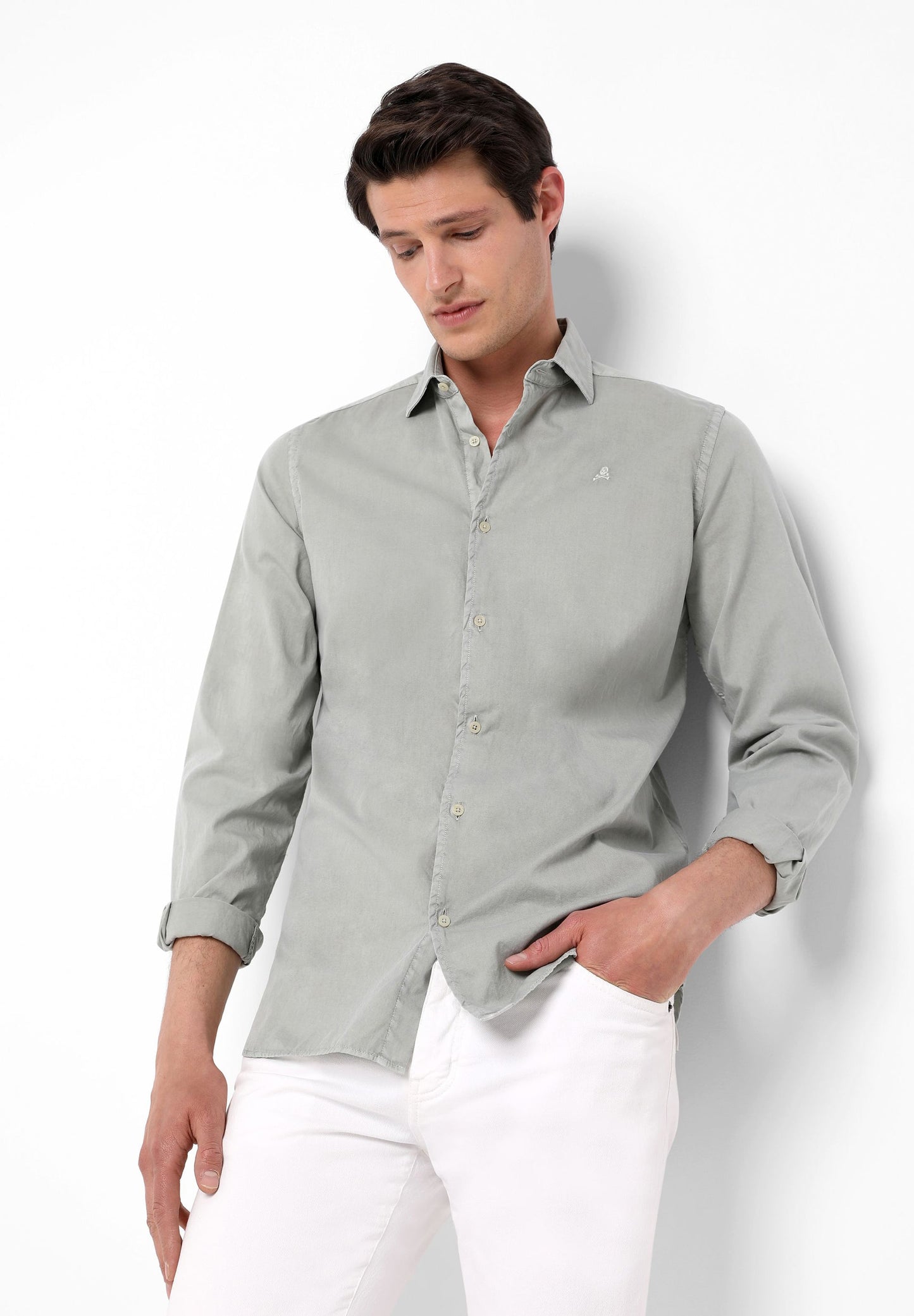 CAMISA CALAVERA BORDADA TONO