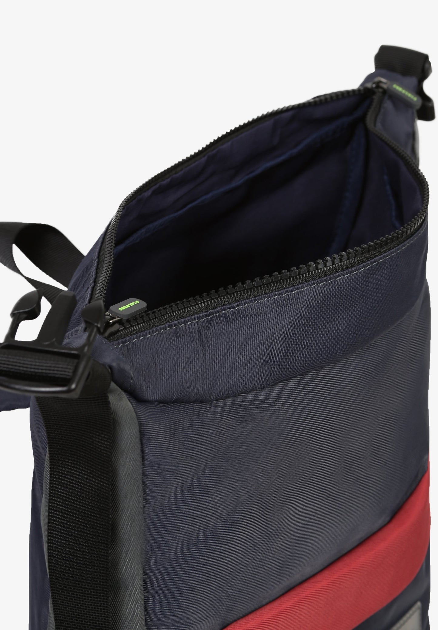 MOCHILA CIERRE HEBILLA