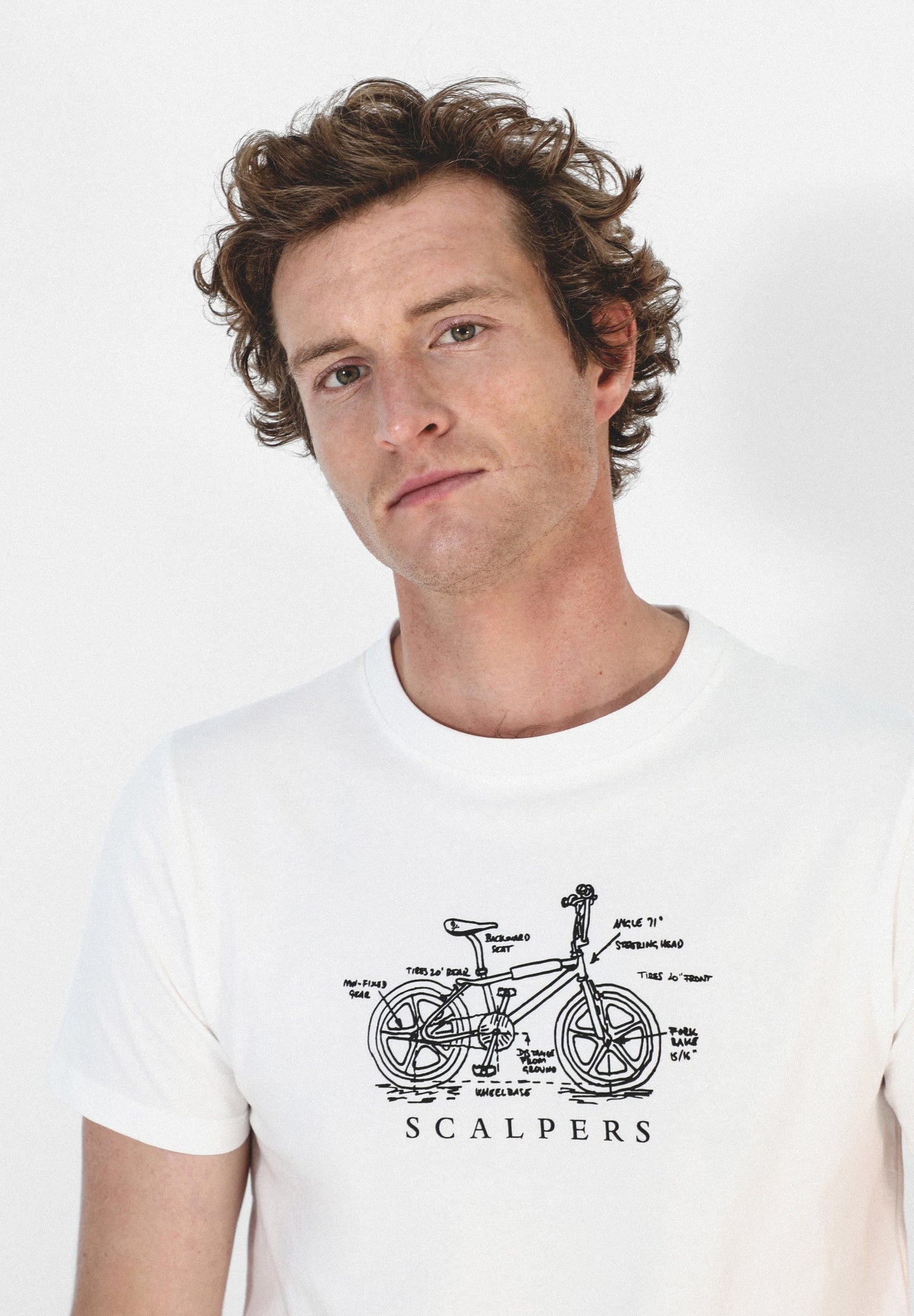 CAMISETA ILUSTRACIÓN FRONTAL
