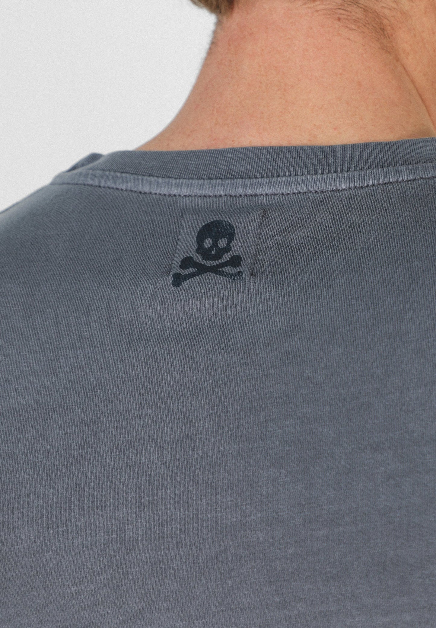 CAMISETA PRINT DESGASTADO