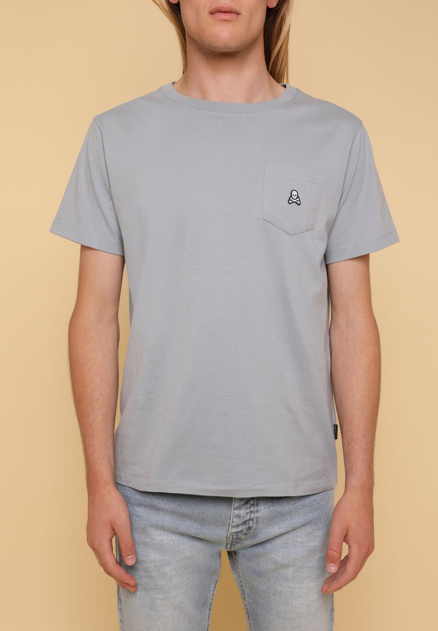 CAMISETA BOLSILLO CALAVERA