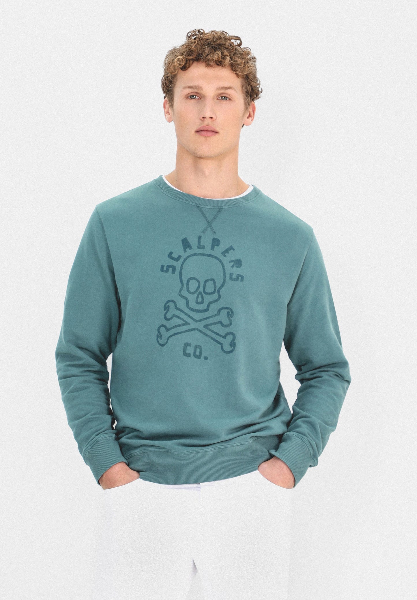 SUDADERA LAVADA LOGO CALAVERA
