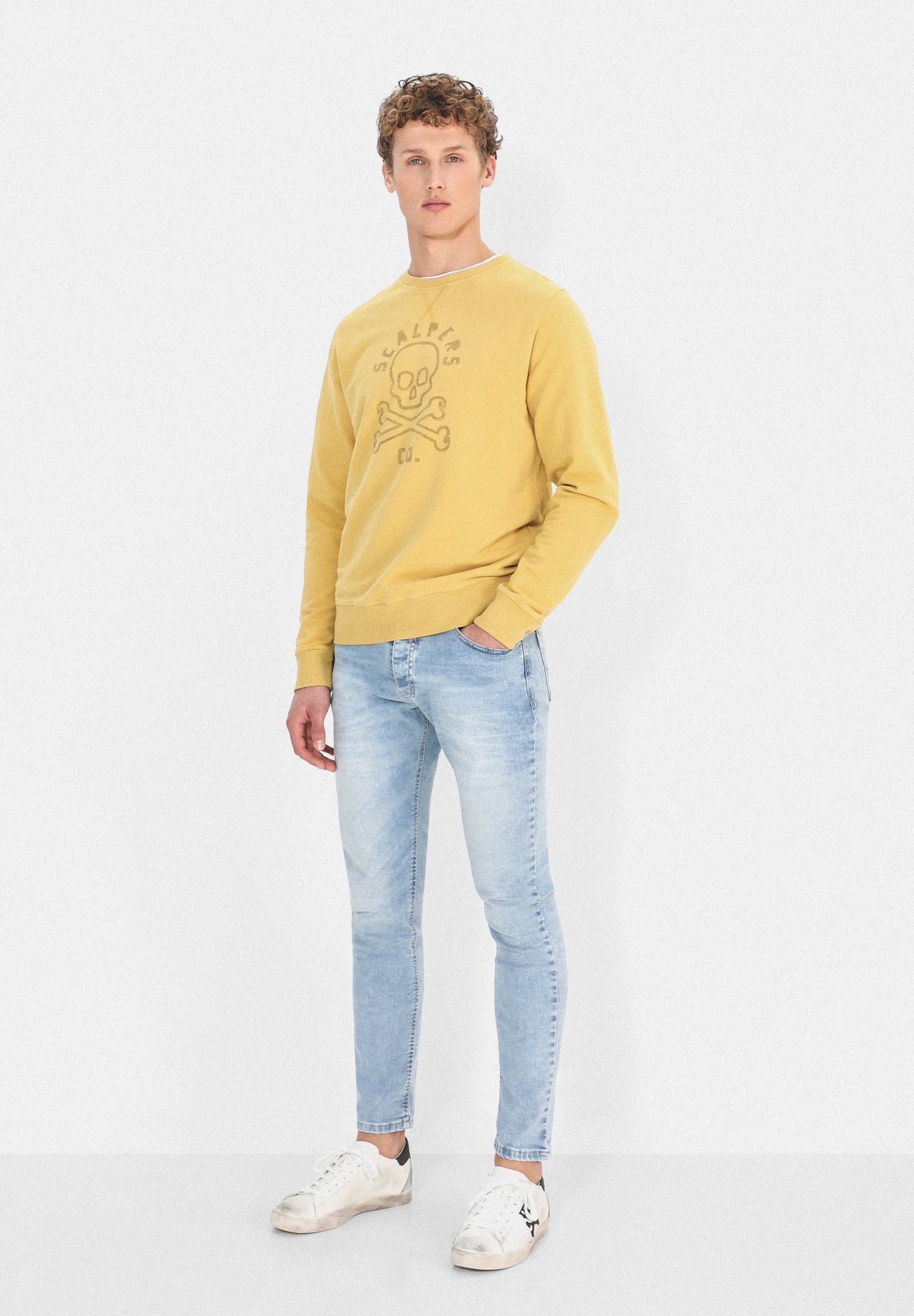SUDADERA LAVADA LOGO CALAVERA