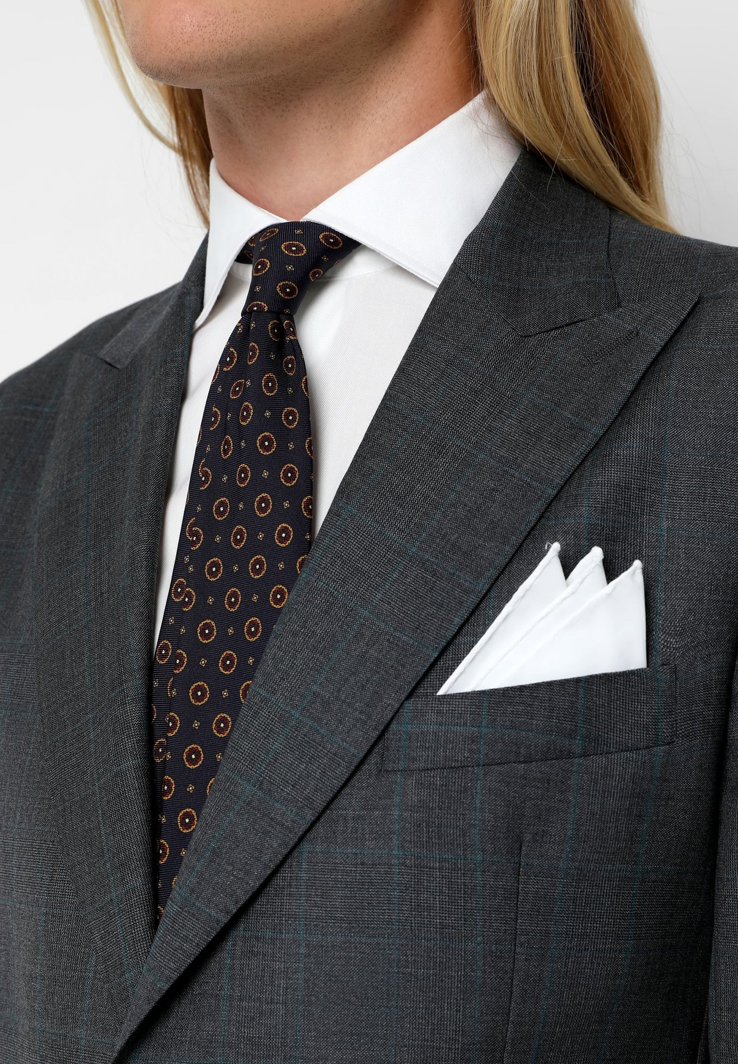 TRAJE ICON PRINCIPE DE GALES