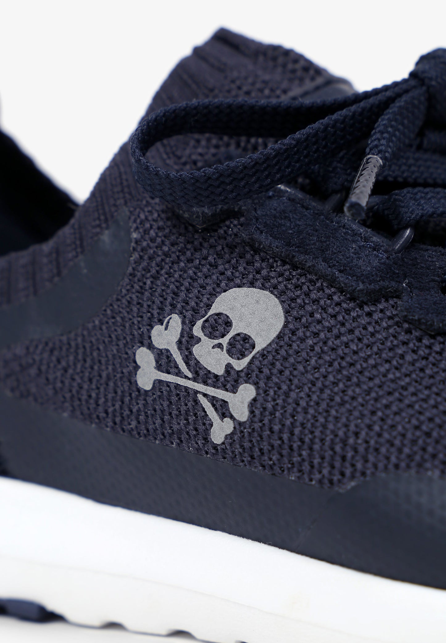 SNEAKERS LIGERAS