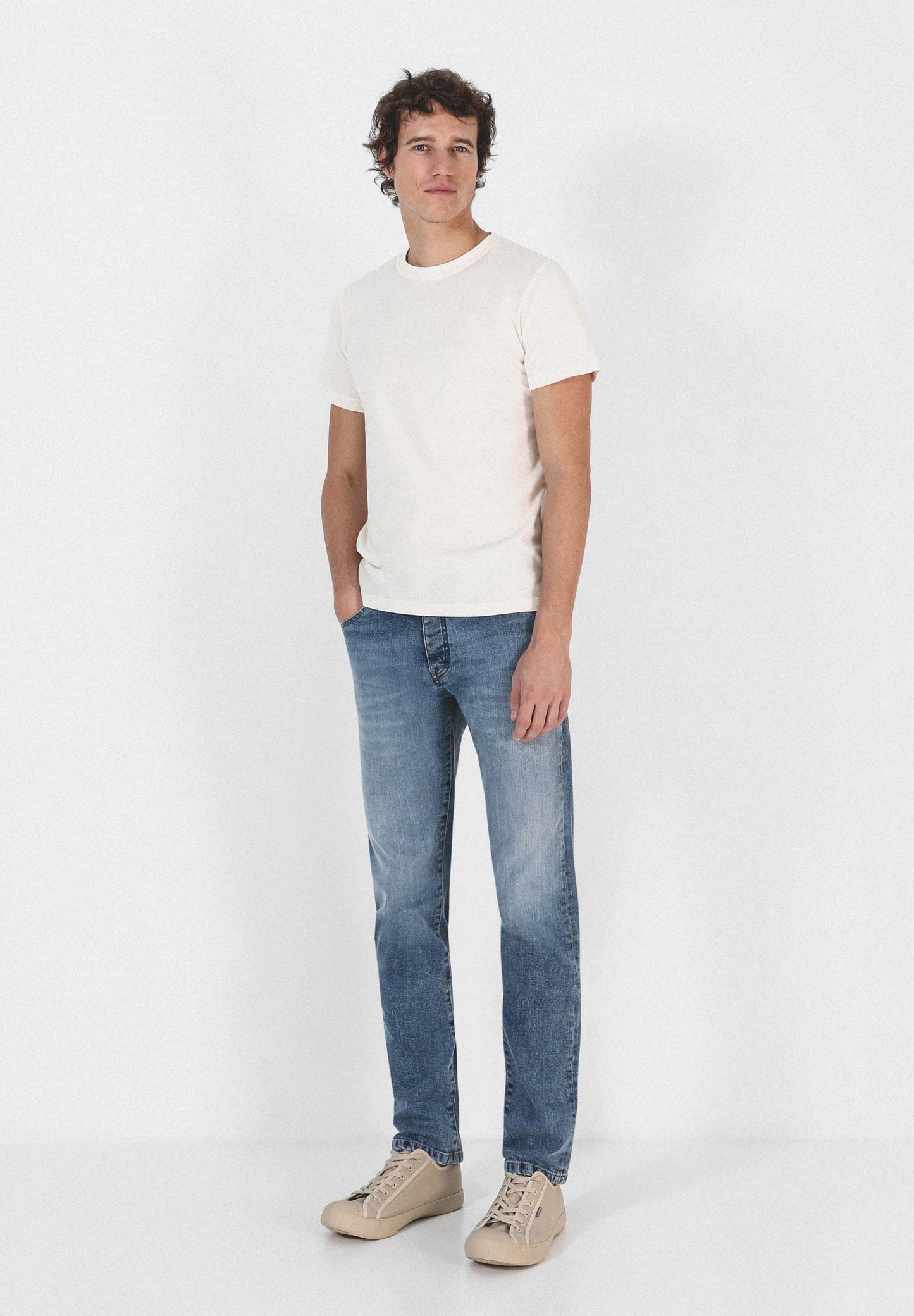 JEANS REGULAR FIT